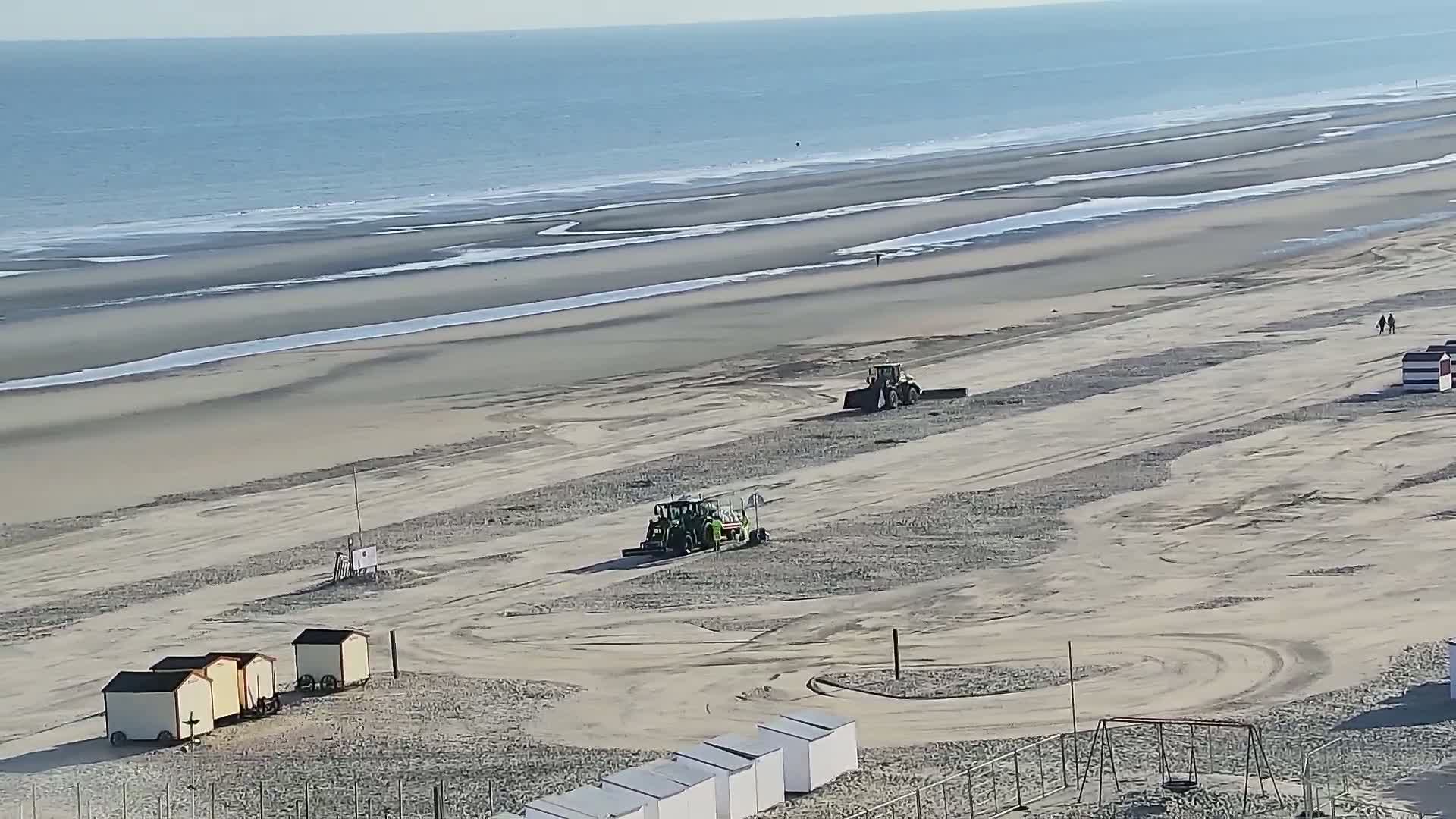 De Panne (La Panne), De Panne Strand Beach & Monument Leopold I /Geallieerden (Monument of the Allies) Live Cam - Veurne (Furnes), West Flanders (Flandre-Occidentale), Flemish (Flamande), Belgium