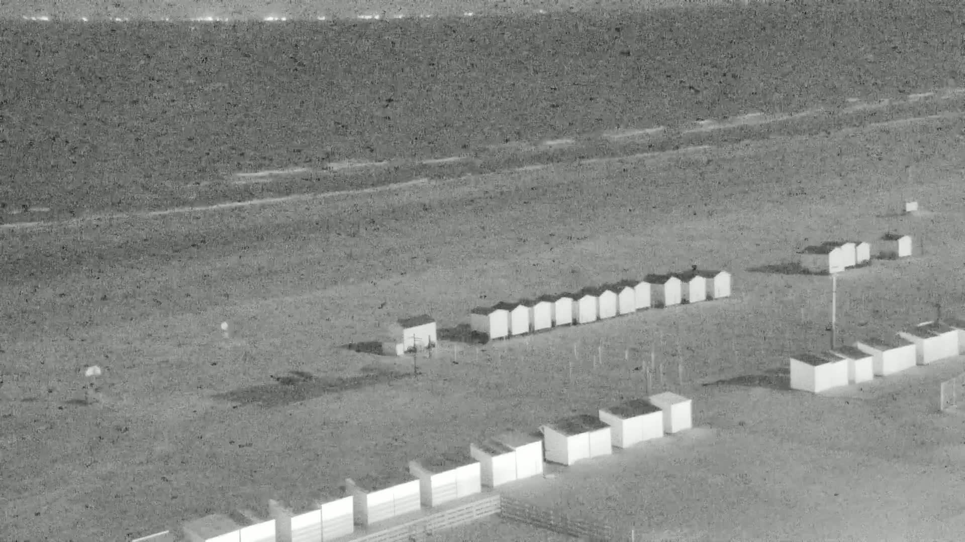 De Panne (La Panne), De Panne Strand Beach & Monument Leopold I /Geallieerden (Monument of the Allies) Live Cam - Veurne (Furnes), West Flanders (Flandre-Occidentale), Flemish (Flamande), Belgium