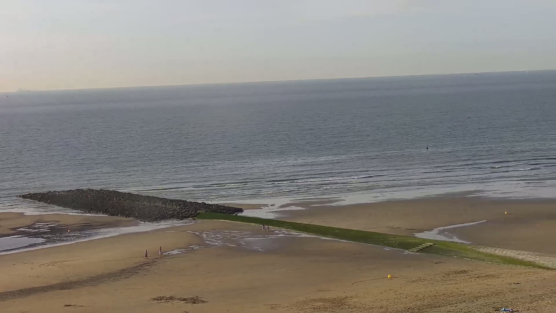 Wenduine, Strand van Wenduine Beach Live Cam - Ostend(Ostende), West Flanders (Flandre-Occidentale), Flemish (Flamande), Belgium