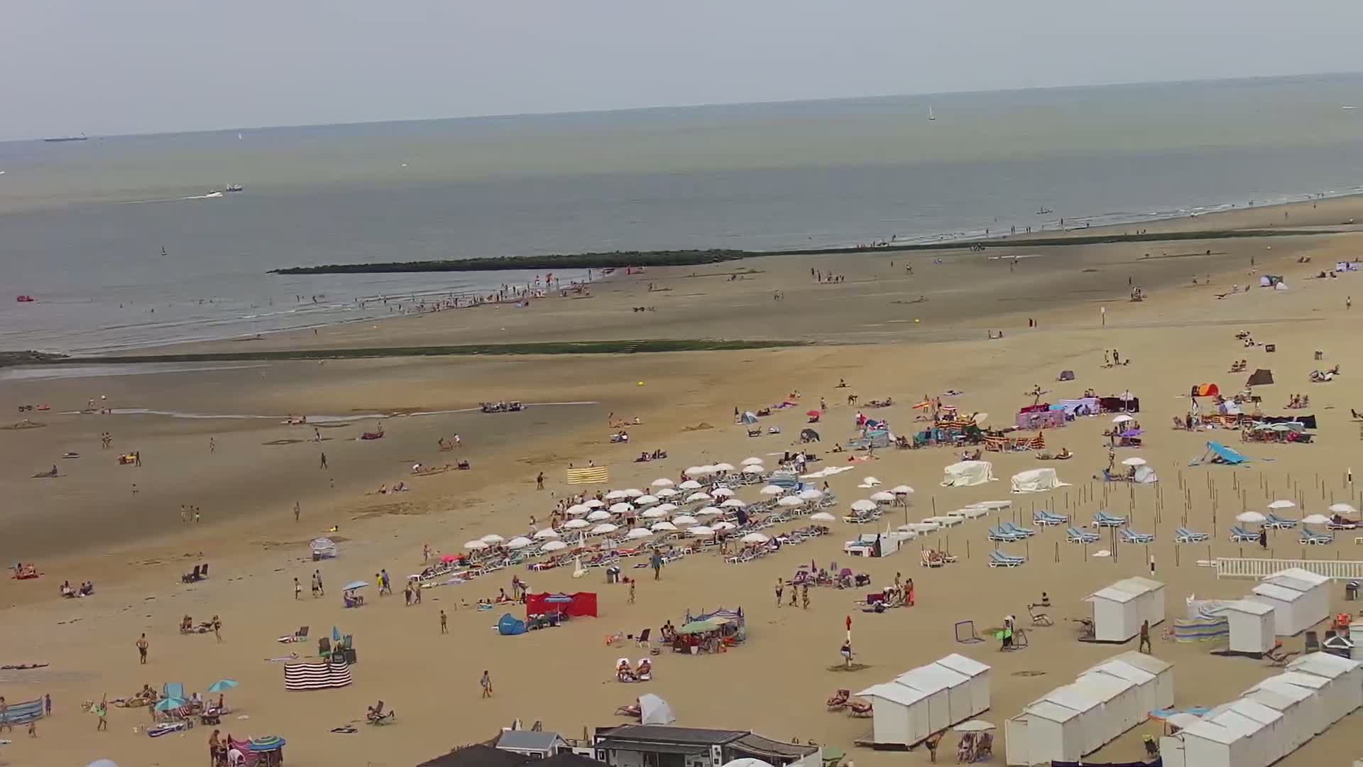 Wenduine, Strand van Wenduine Beach Live Cam - Ostend(Ostende), West Flanders (Flandre-Occidentale), Flemish (Flamande), Belgium