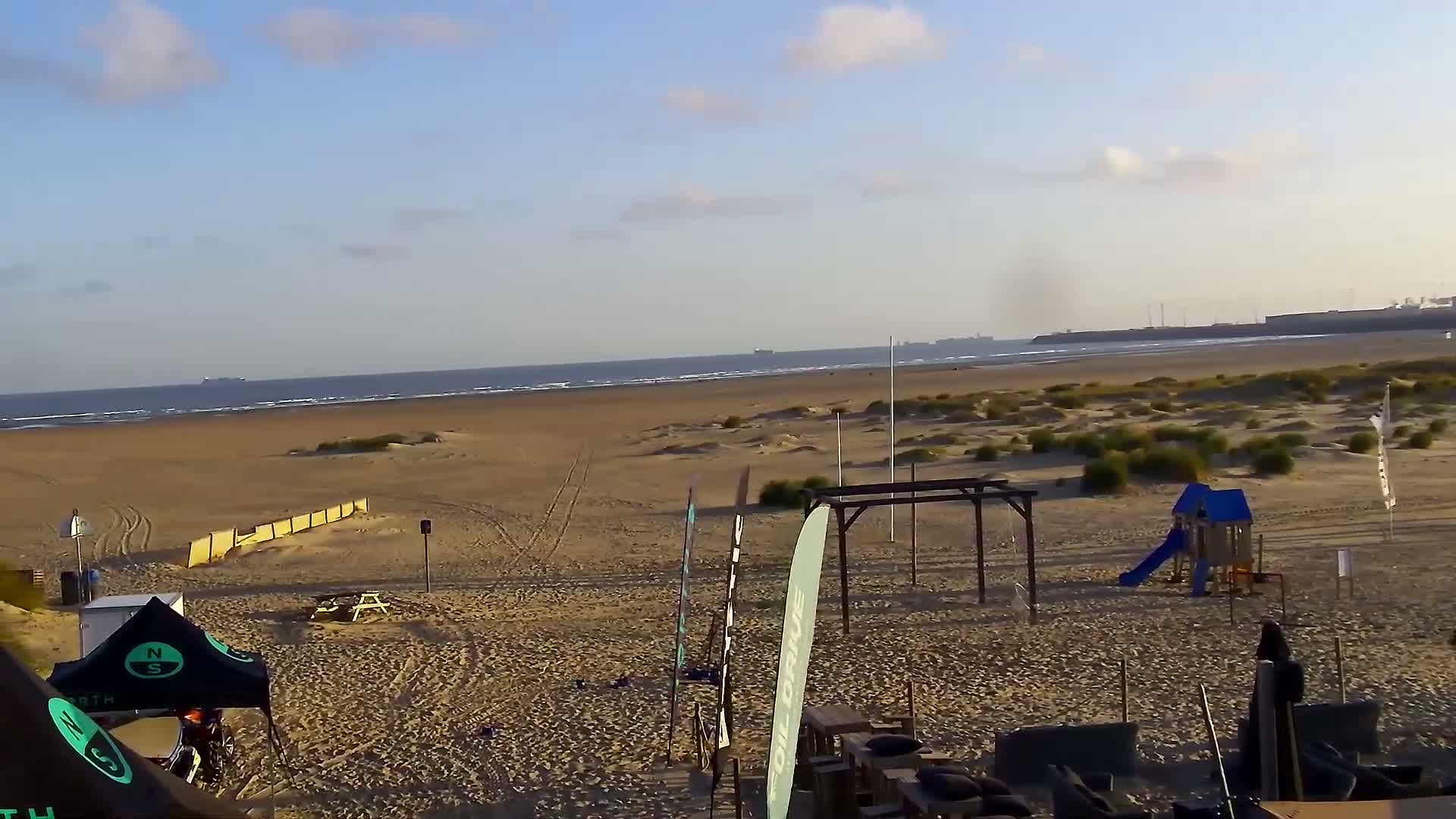 Zeebrugge, Strand Zeebrugge  Beach & Port Live Cam -  Bruges, West Flanders (Flandre-Occidentale), Flemish (Flamande), Belgium