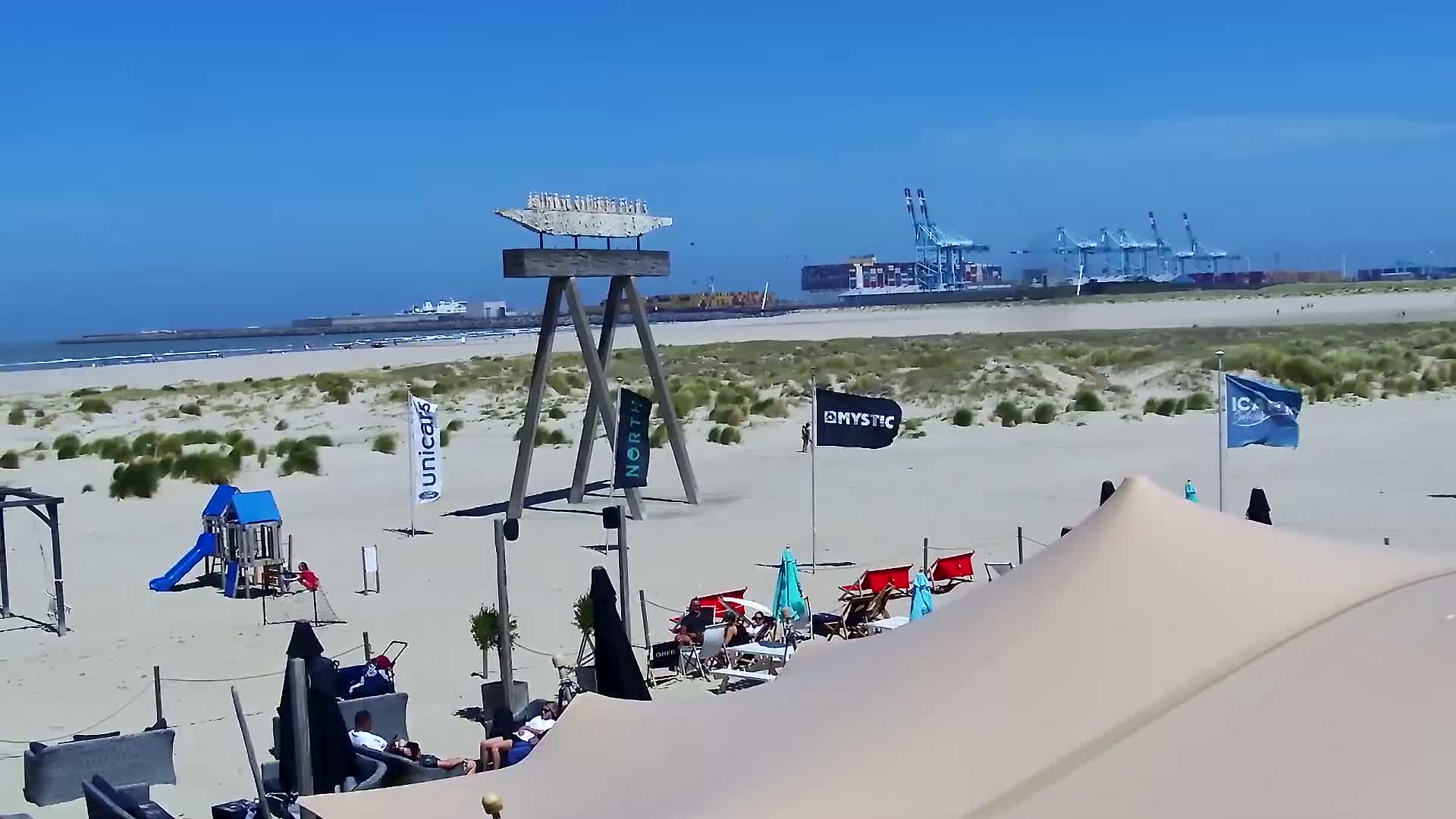 Zeebrugge, Strand Zeebrugge  Beach & Port Live Cam -  Bruges, West Flanders (Flandre-Occidentale), Flemish (Flamande), Belgium