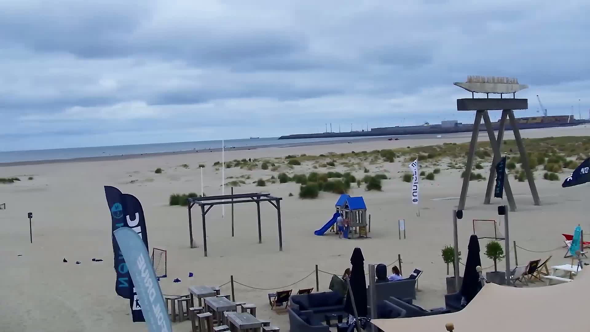 Zeebrugge, Strand Zeebrugge  Beach & Port Live Cam -  Bruges, West Flanders (Flandre-Occidentale), Flemish (Flamande), Belgium