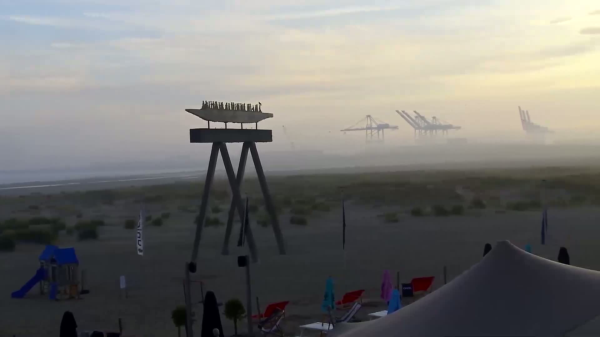 Zeebrugge, Strand Zeebrugge  Beach & Port Live Cam -  Bruges, West Flanders (Flandre-Occidentale), Flemish (Flamande), Belgium