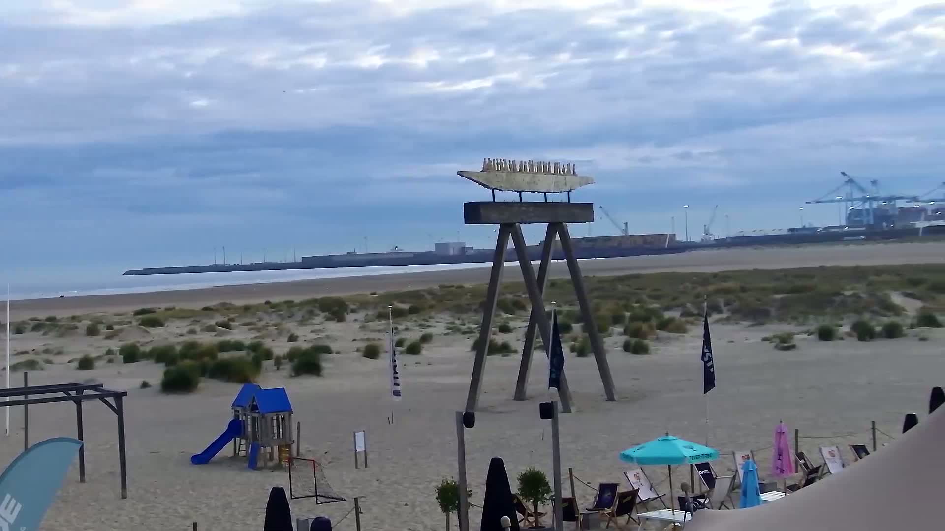 Zeebrugge, Strand Zeebrugge  Beach & Port Live Cam -  Bruges, West Flanders (Flandre-Occidentale), Flemish (Flamande), Belgium