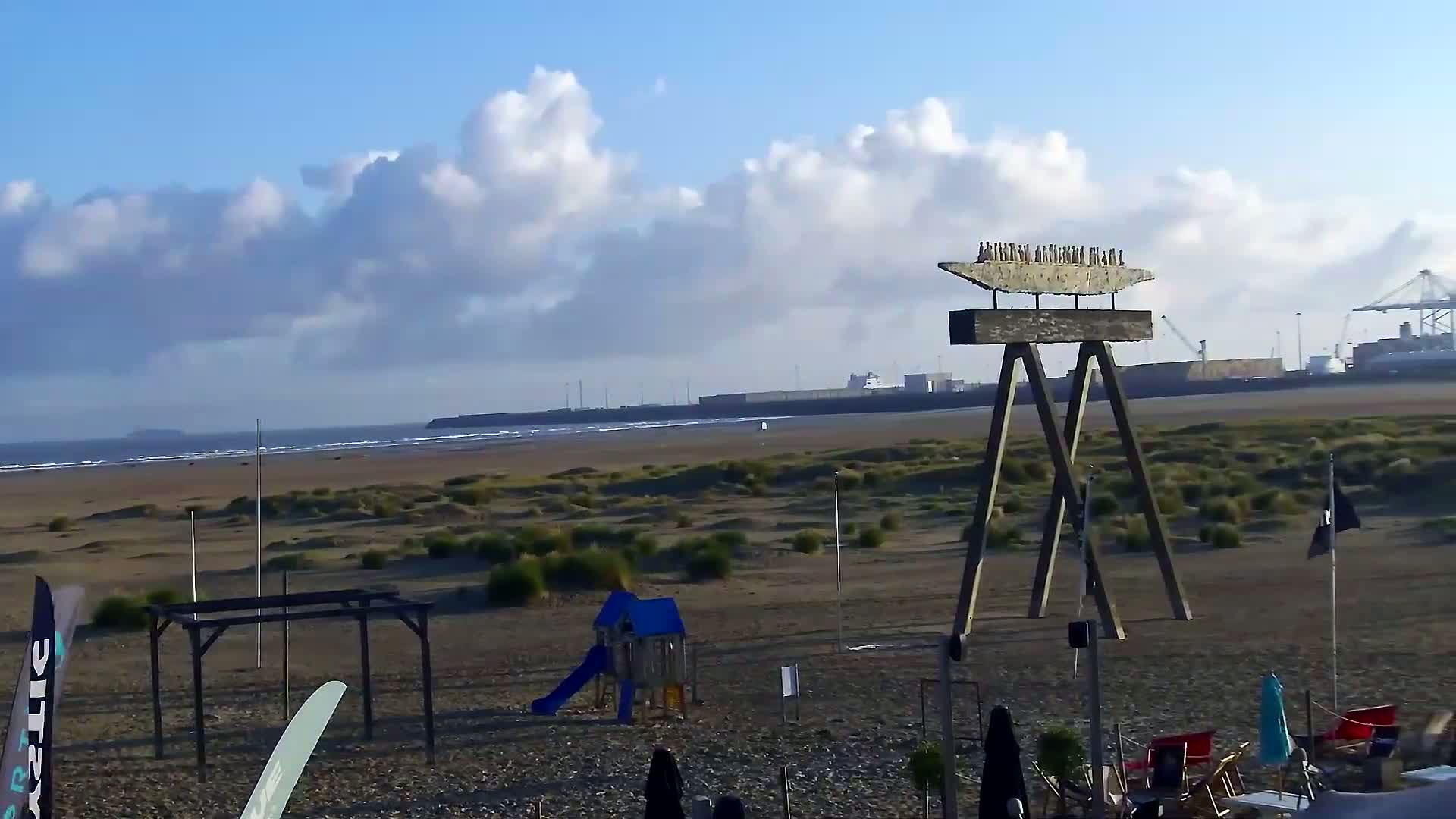 Zeebrugge, Strand Zeebrugge  Beach & Port Live Cam -  Bruges, West Flanders (Flandre-Occidentale), Flemish (Flamande), Belgium