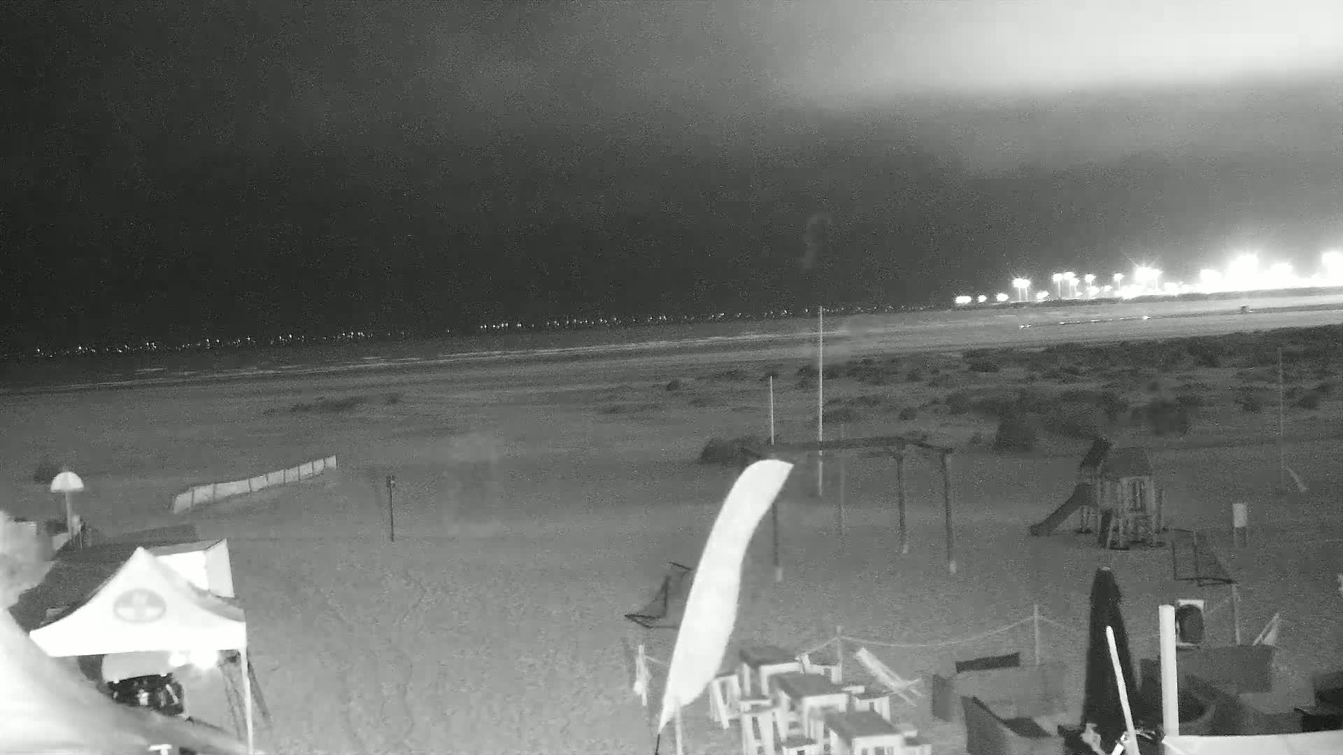 Zeebrugge, Strand Zeebrugge  Beach & Port Live Cam -  Bruges, West Flanders (Flandre-Occidentale), Flemish (Flamande), Belgium