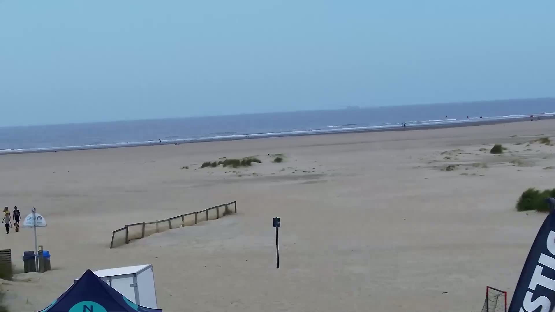 Zeebrugge, Strand Zeebrugge  Beach & Port Live Cam -  Bruges, West Flanders (Flandre-Occidentale), Flemish (Flamande), Belgium