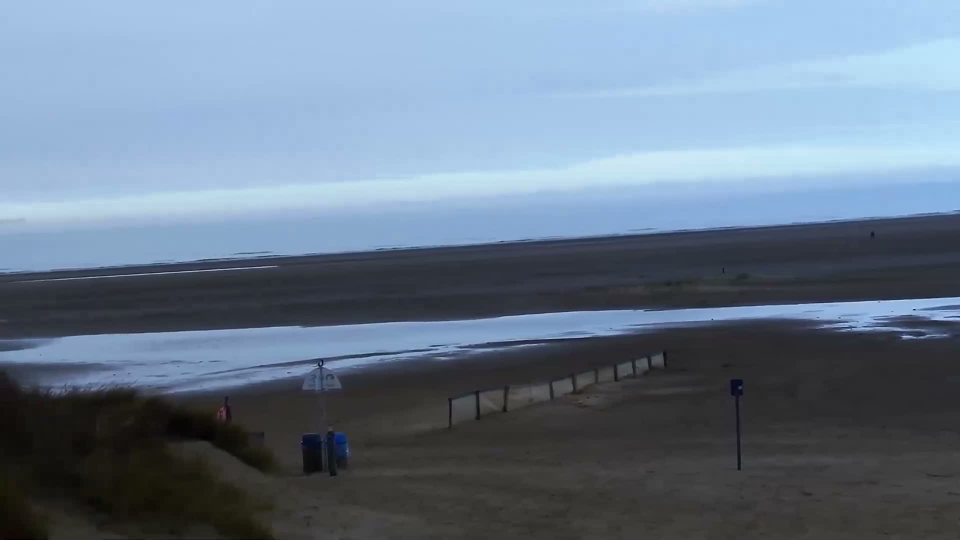Zeebrugge, Strand Zeebrugge  Beach & Port Live Cam -  Bruges, West Flanders (Flandre-Occidentale), Flemish (Flamande), Belgium