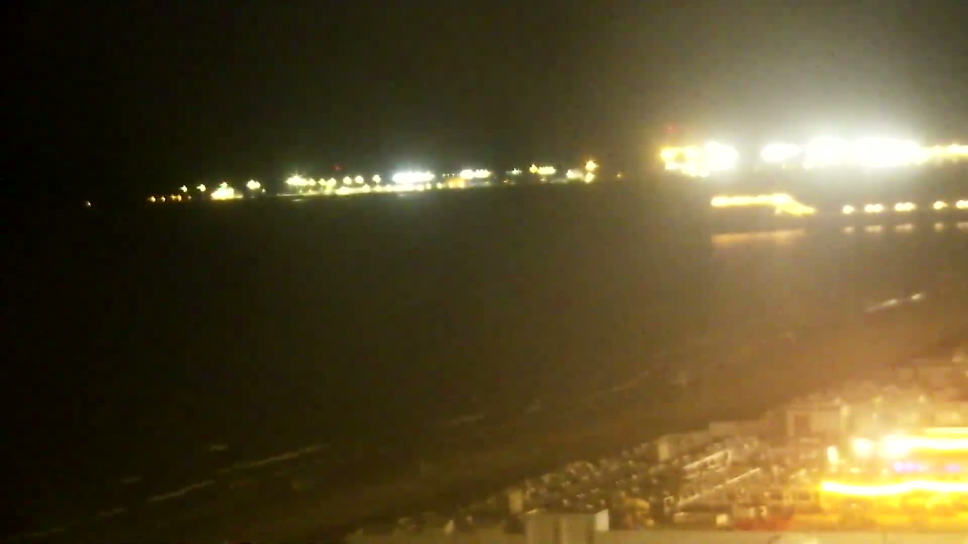 Blankenberge, Strand van Blankenberge Beach & Belgium Pier Live Cam - Bruges, West Flanders (Flandre-Occidentale), Flemish (Flamande), Belgium