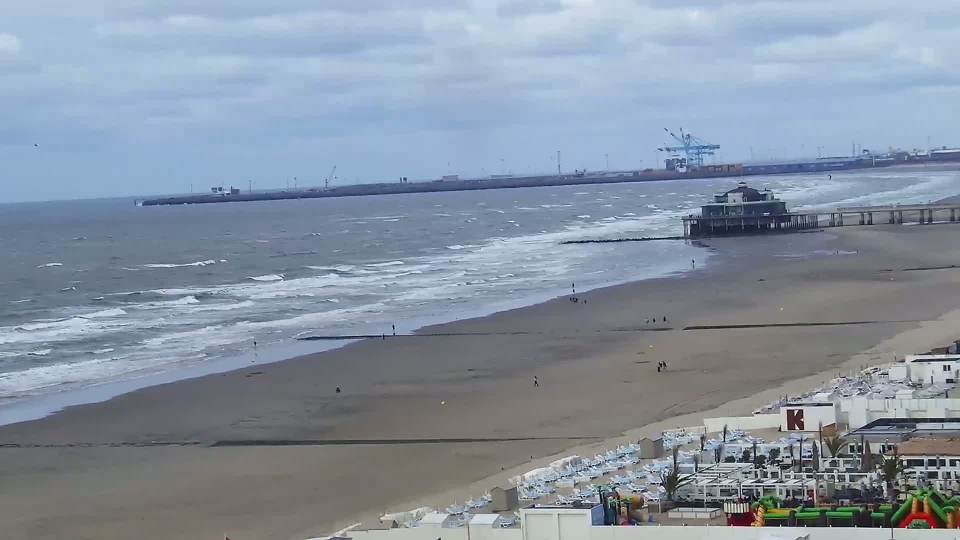 Blankenberge, Strand van Blankenberge Beach & Belgium Pier Live Cam - Bruges, West Flanders (Flandre-Occidentale), Flemish (Flamande), Belgium