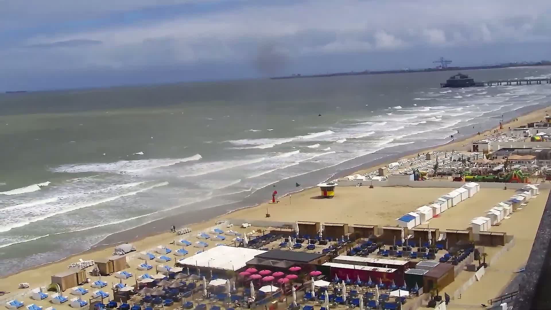 Blankenberge, Strand van Blankenberge Beach & Belgium Pier Live Cam - Bruges, West Flanders (Flandre-Occidentale), Flemish (Flamande), Belgium