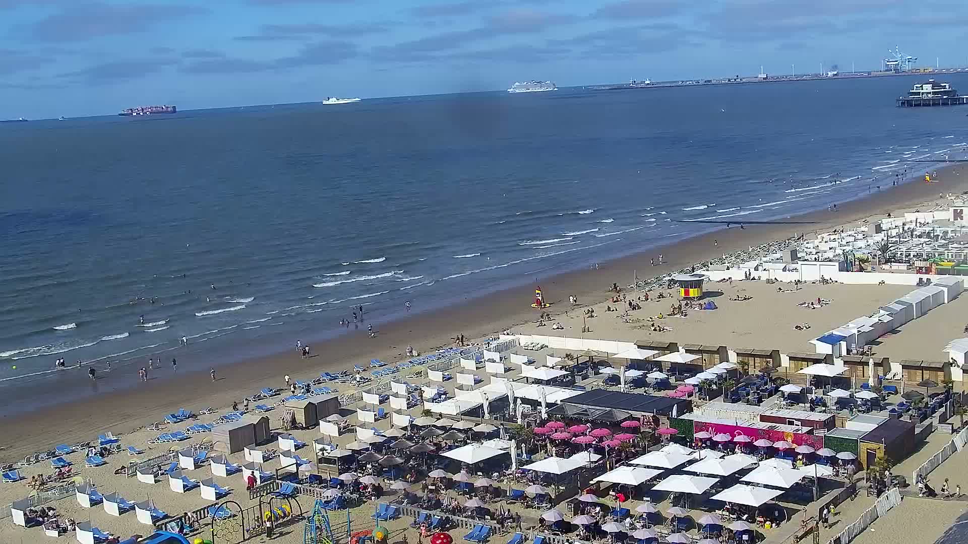 Blankenberge, Strand van Blankenberge Beach & Belgium Pier Live Cam - Bruges, West Flanders (Flandre-Occidentale), Flemish (Flamande), Belgium