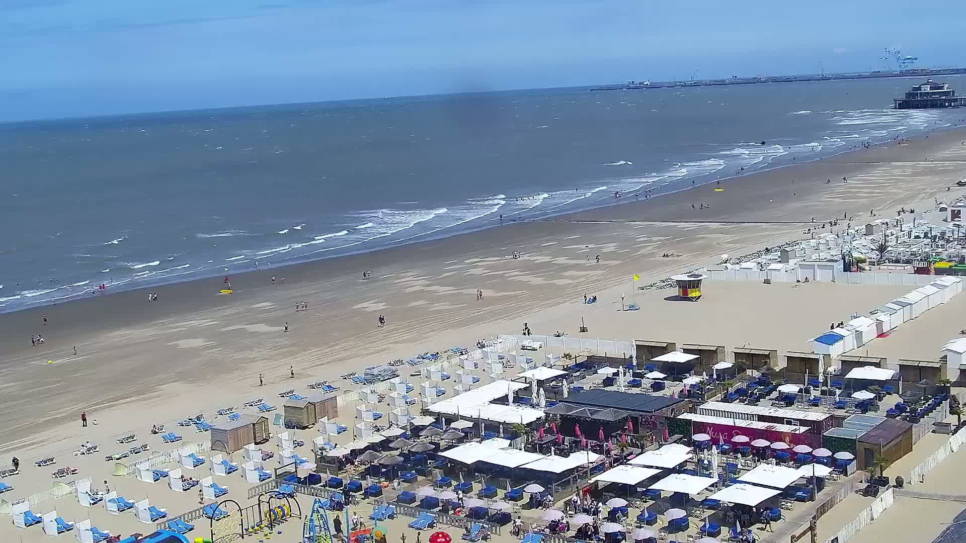 Blankenberge, Strand van Blankenberge Beach & Belgium Pier Live Cam - Bruges, West Flanders (Flandre-Occidentale), Flemish (Flamande), Belgium