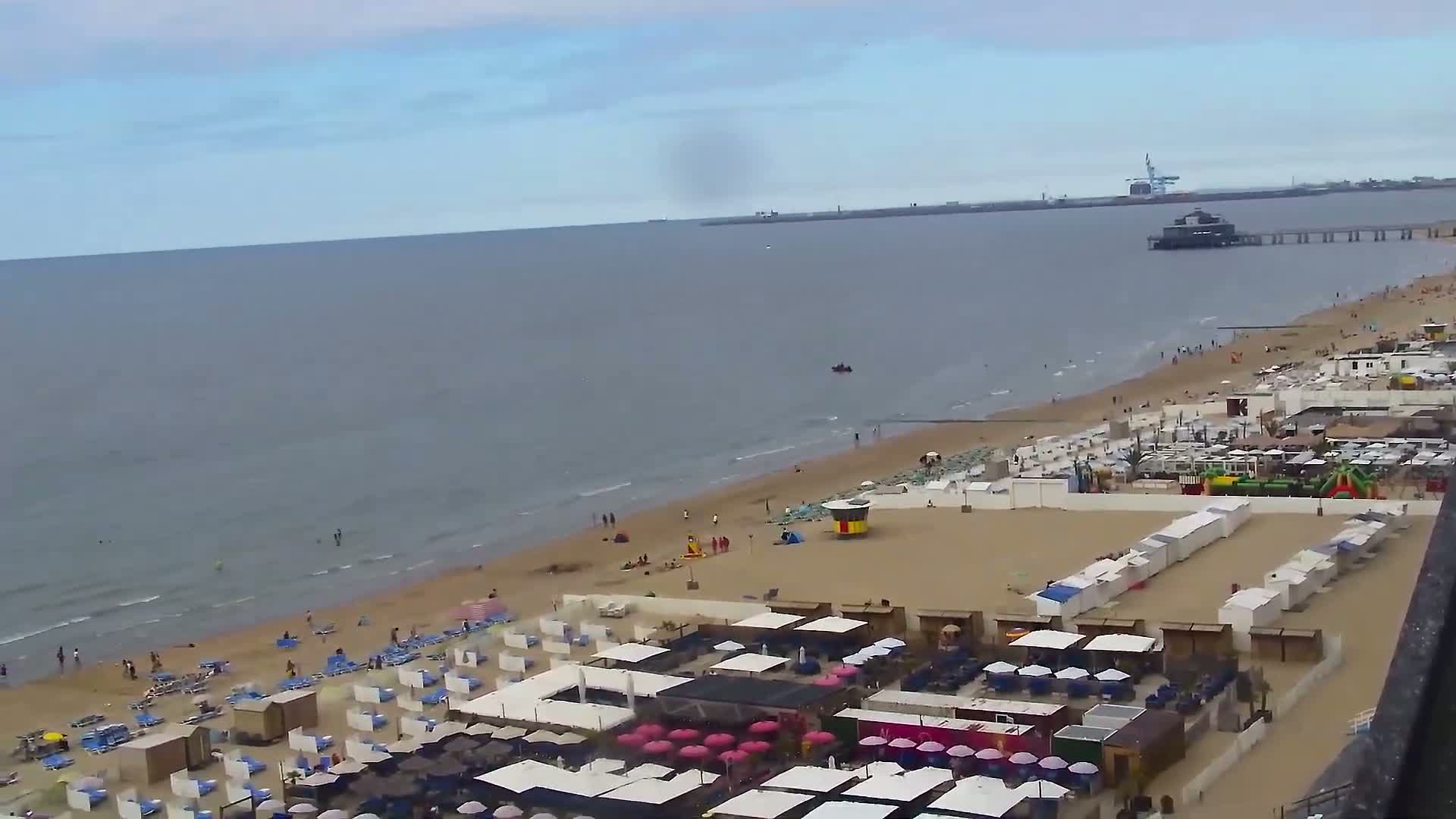 Blankenberge, Strand van Blankenberge Beach & Belgium Pier Live Cam - Bruges, West Flanders (Flandre-Occidentale), Flemish (Flamande), Belgium