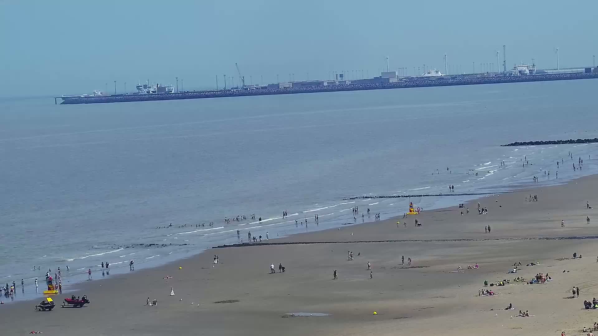 Blankenberge, Strand van Blankenberge Beach & Belgium Pier Live Cam - Bruges, West Flanders (Flandre-Occidentale), Flemish (Flamande), Belgium