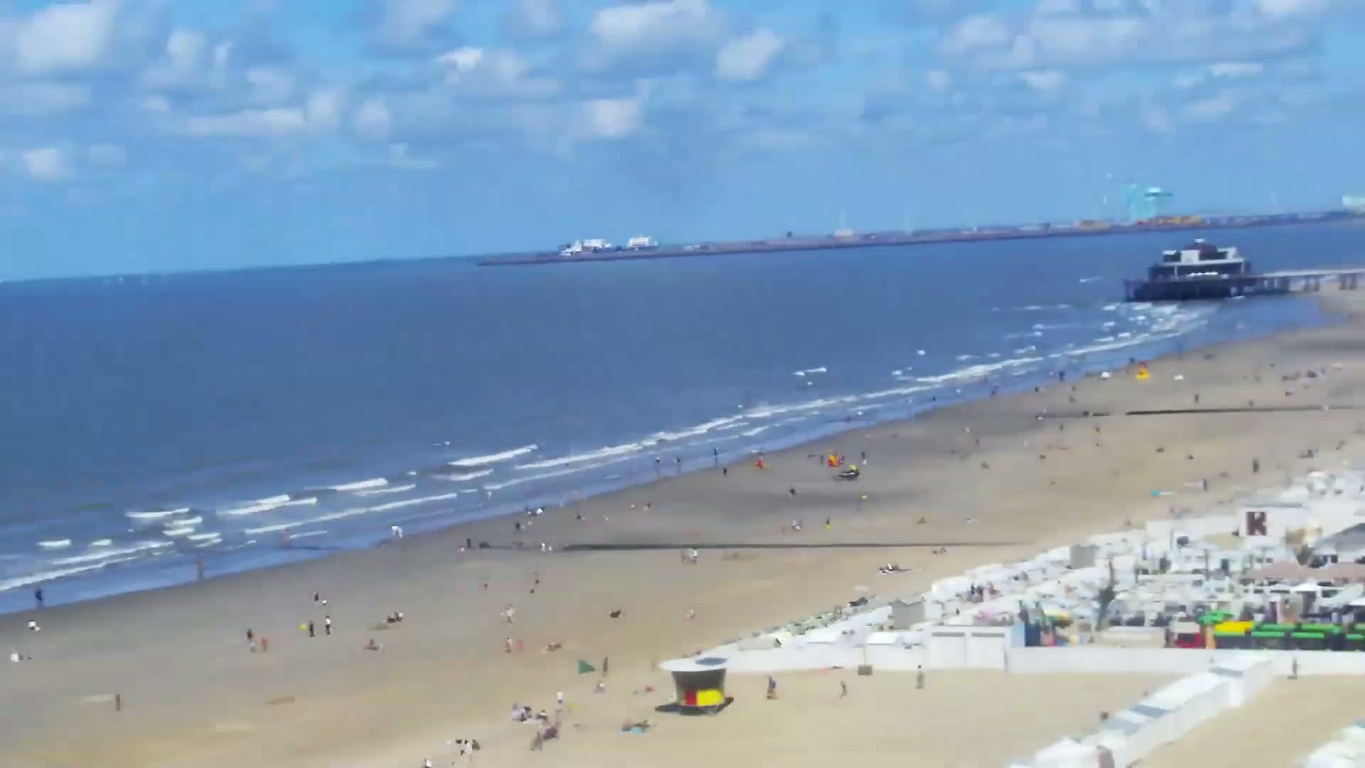 Blankenberge, Strand van Blankenberge Beach & Belgium Pier Live Cam - Bruges, West Flanders (Flandre-Occidentale), Flemish (Flamande), Belgium