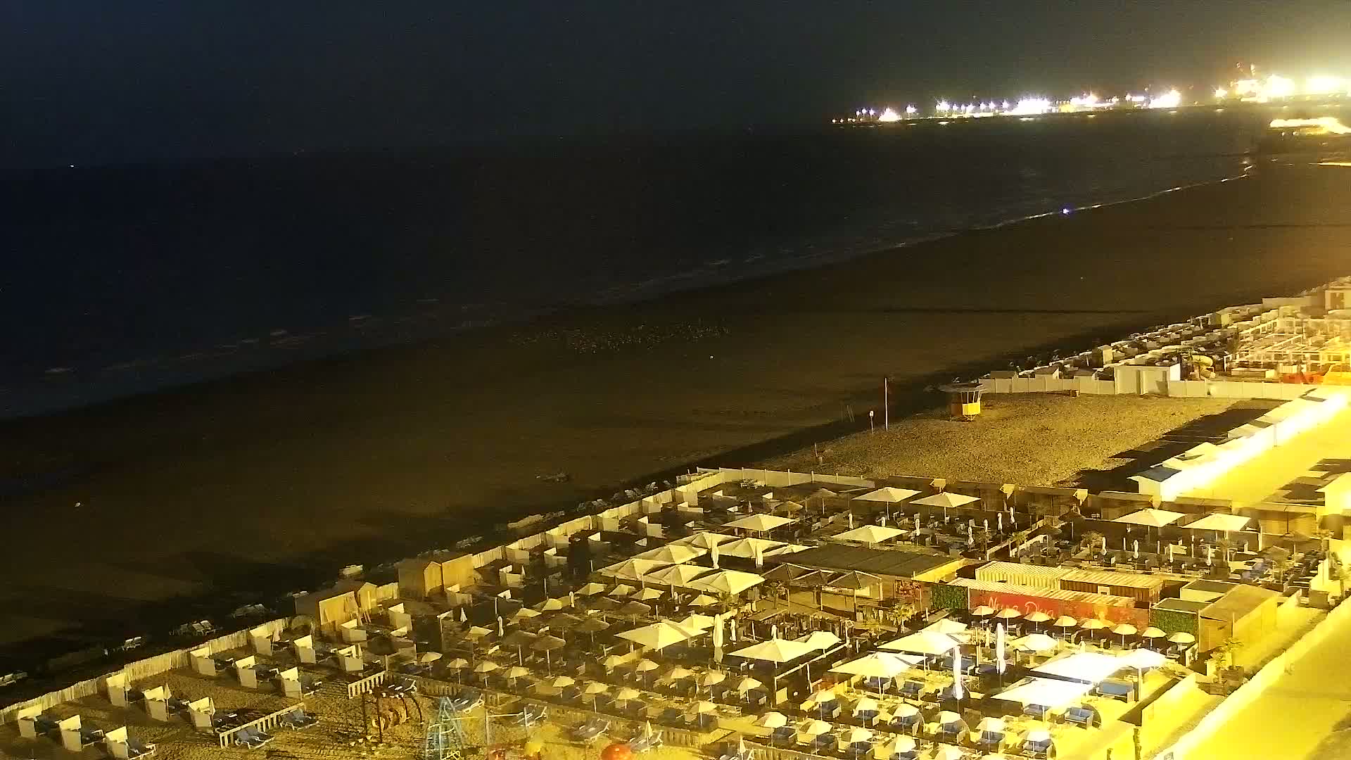 Blankenberge, Strand van Blankenberge Beach & Belgium Pier Live Cam - Bruges, West Flanders (Flandre-Occidentale), Flemish (Flamande), Belgium