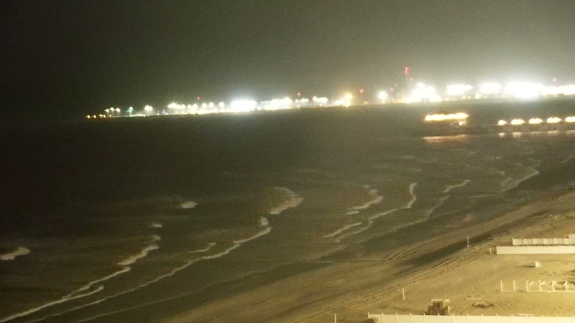 Blankenberge, Strand van Blankenberge Beach & Belgium Pier Live Cam - Bruges, West Flanders (Flandre-Occidentale), Flemish (Flamande), Belgium
