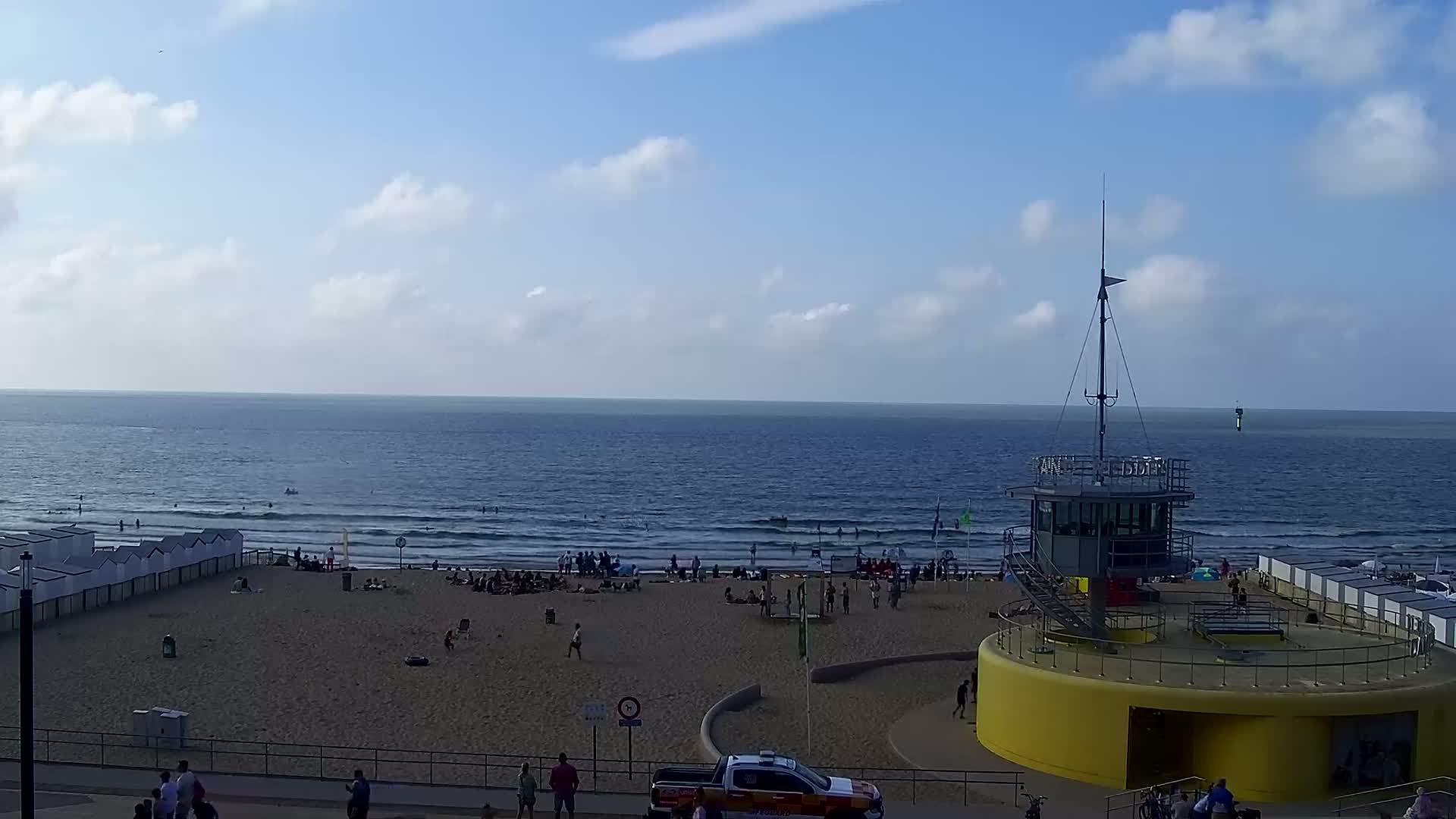 Knokke-Heist, Knokke Strand Beach Live Cam - Bruges, West Flanders (Flandre-Occidentale), Flemish (Flamande), Belgium