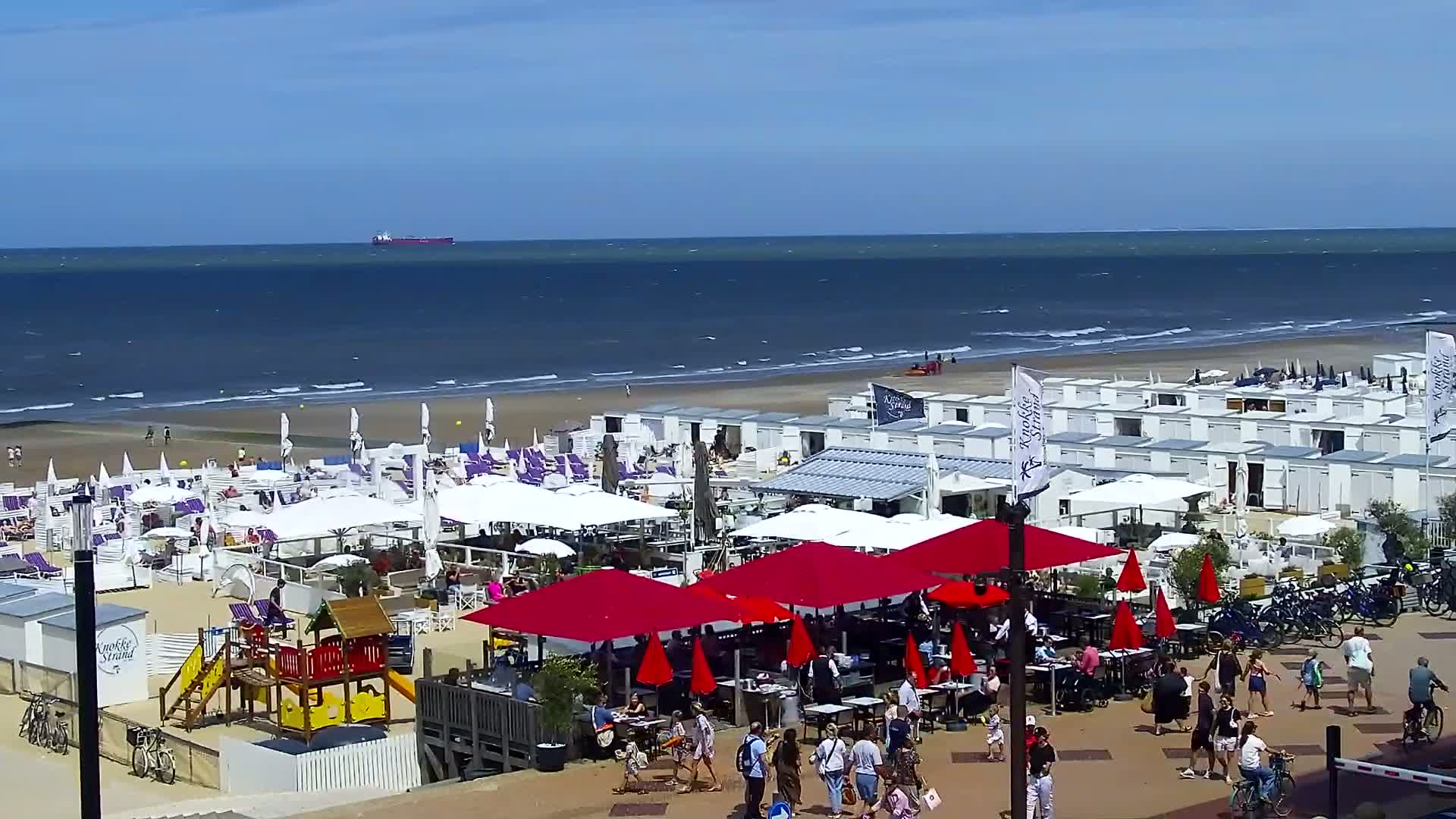 Knokke-Heist, Knokke Strand Beach Live Cam - Bruges, West Flanders (Flandre-Occidentale), Flemish (Flamande), Belgium