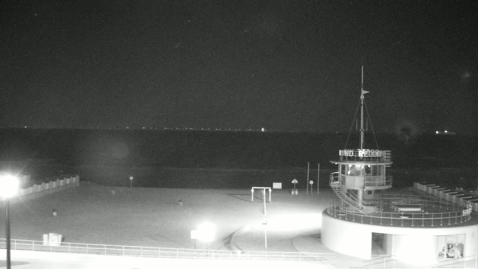 Knokke-Heist, Knokke Strand Beach Live Cam - Bruges, West Flanders (Flandre-Occidentale), Flemish (Flamande), Belgium