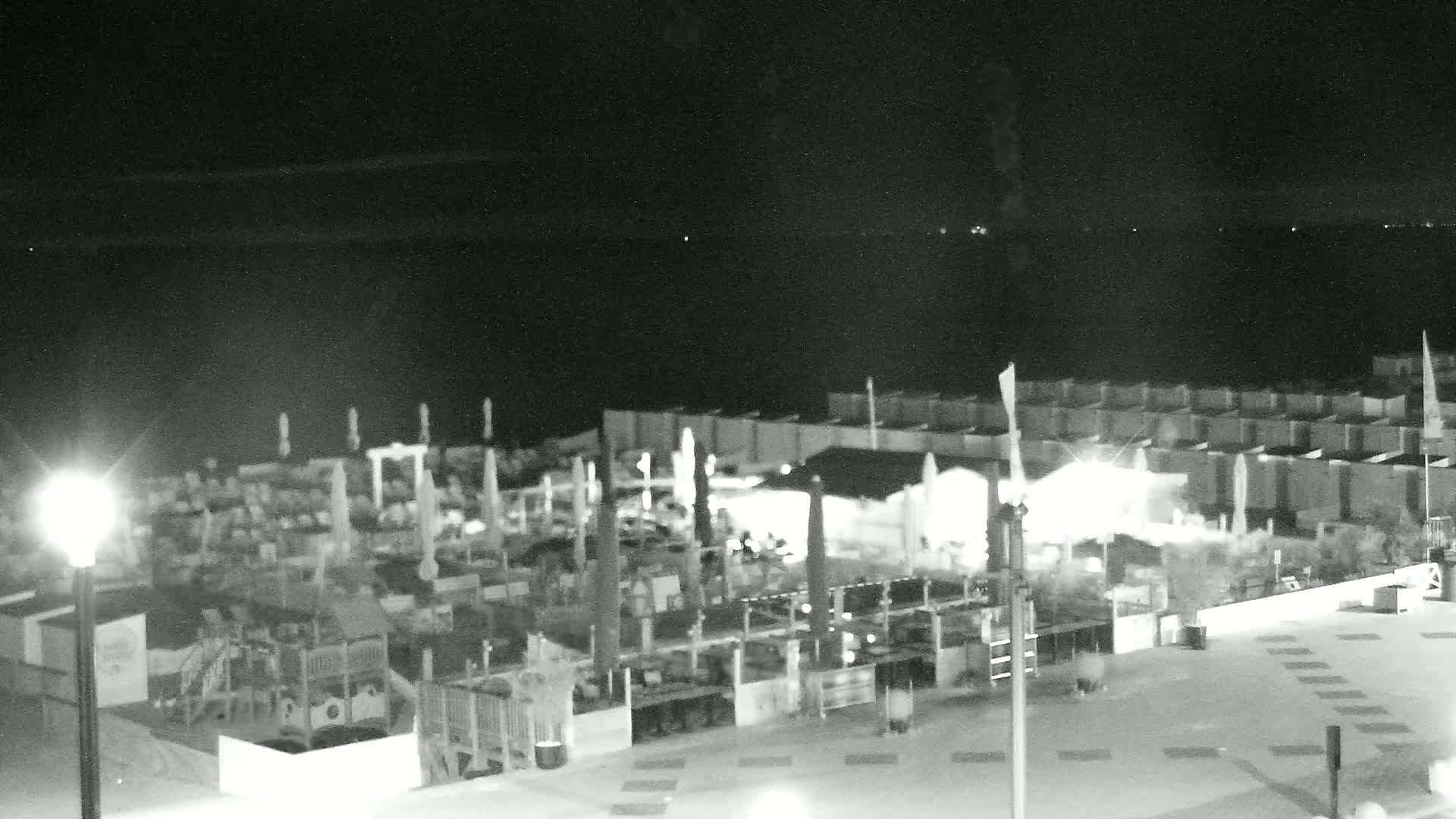 Knokke-Heist, Knokke Strand Beach Live Cam - Bruges, West Flanders (Flandre-Occidentale), Flemish (Flamande), Belgium