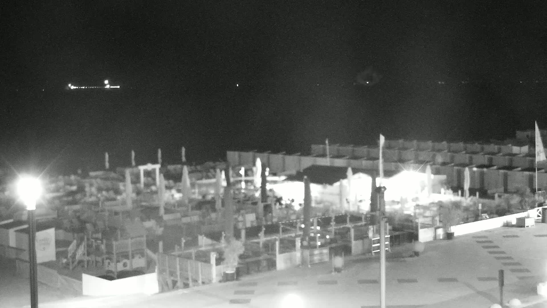 Knokke-Heist, Knokke Strand Beach Live Cam - Bruges, West Flanders (Flandre-Occidentale), Flemish (Flamande), Belgium