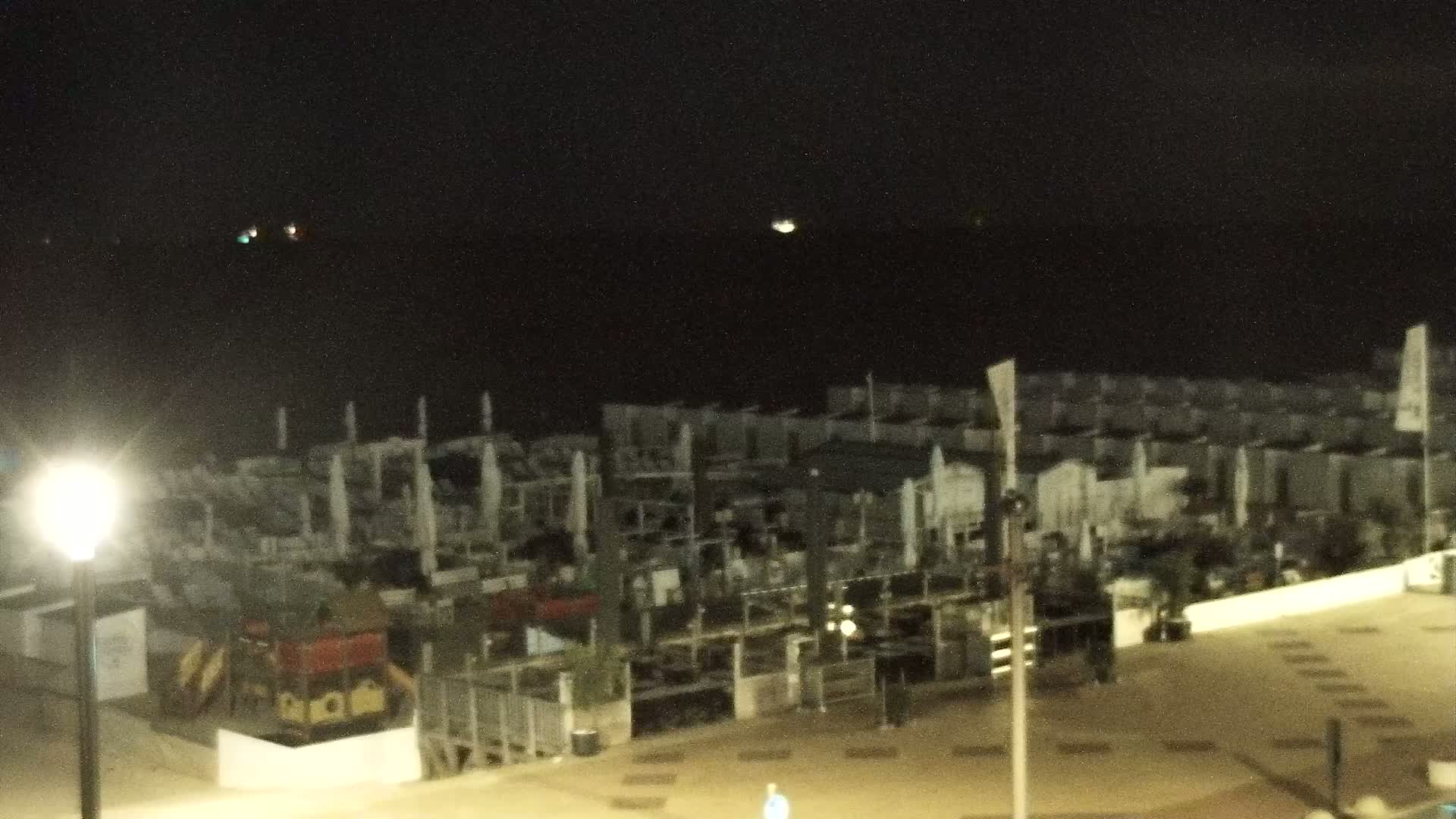 Knokke-Heist, Knokke Strand Beach Live Cam - Bruges, West Flanders (Flandre-Occidentale), Flemish (Flamande), Belgium