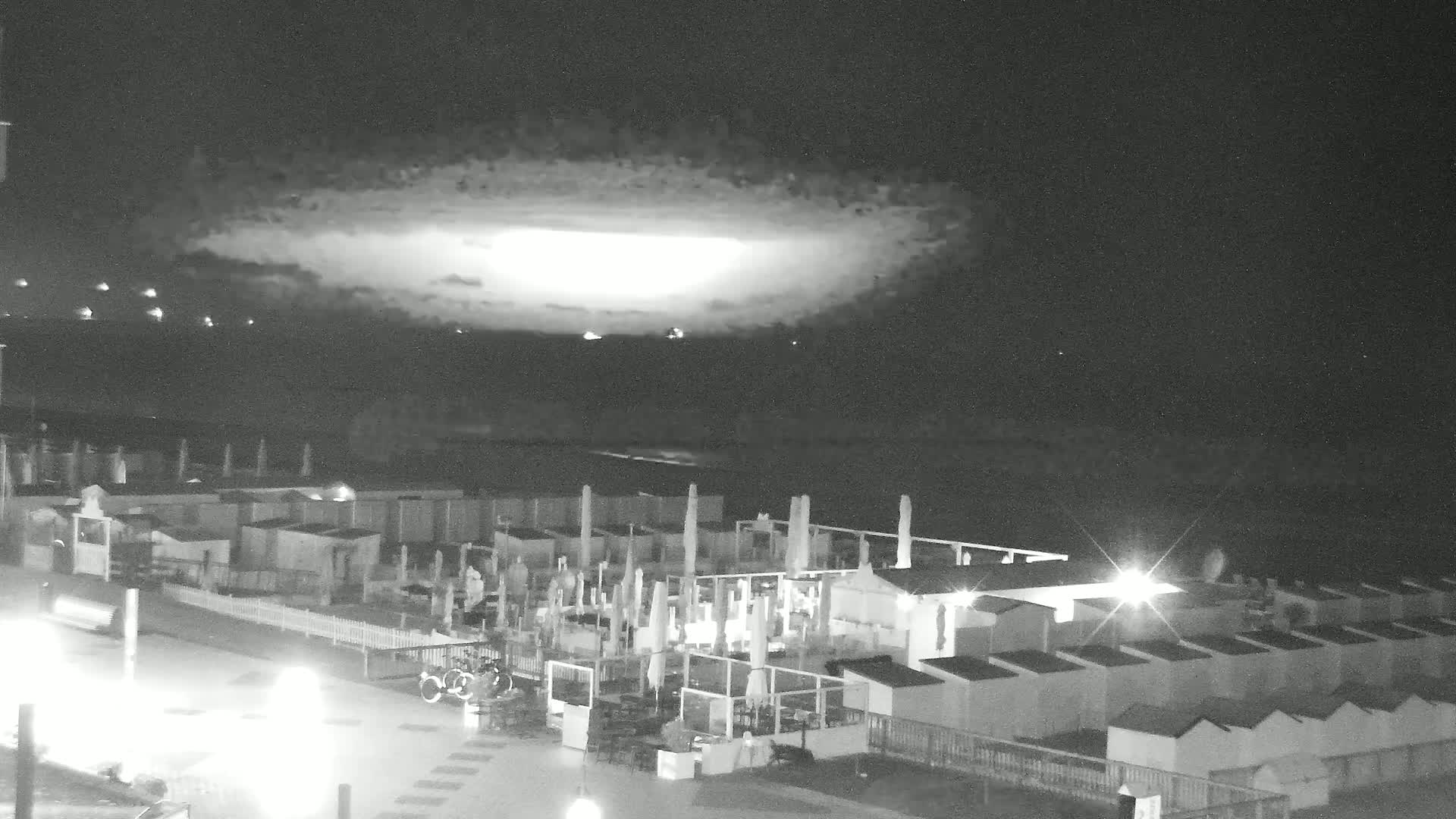 Knokke-Heist, Knokke Strand Beach Live Cam - Bruges, West Flanders (Flandre-Occidentale), Flemish (Flamande), Belgium