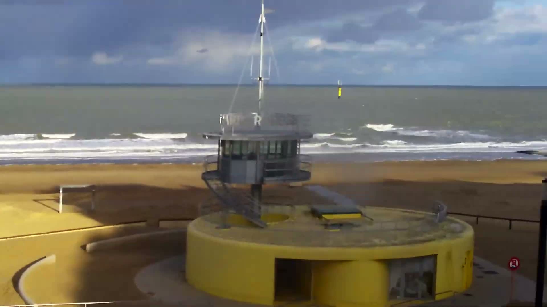 Knokke-Heist, Knokke Strand Beach Live Cam - Bruges, West Flanders (Flandre-Occidentale), Flemish (Flamande), Belgium