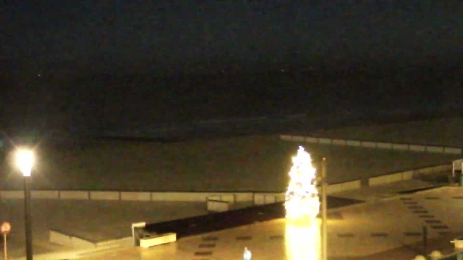 Knokke-Heist, Knokke Strand Beach Live Cam - Bruges, West Flanders (Flandre-Occidentale), Flemish (Flamande), Belgium
