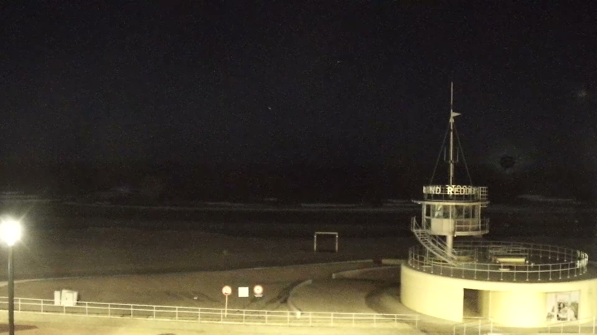 Knokke-Heist, Knokke Strand Beach Live Cam - Bruges, West Flanders (Flandre-Occidentale), Flemish (Flamande), Belgium