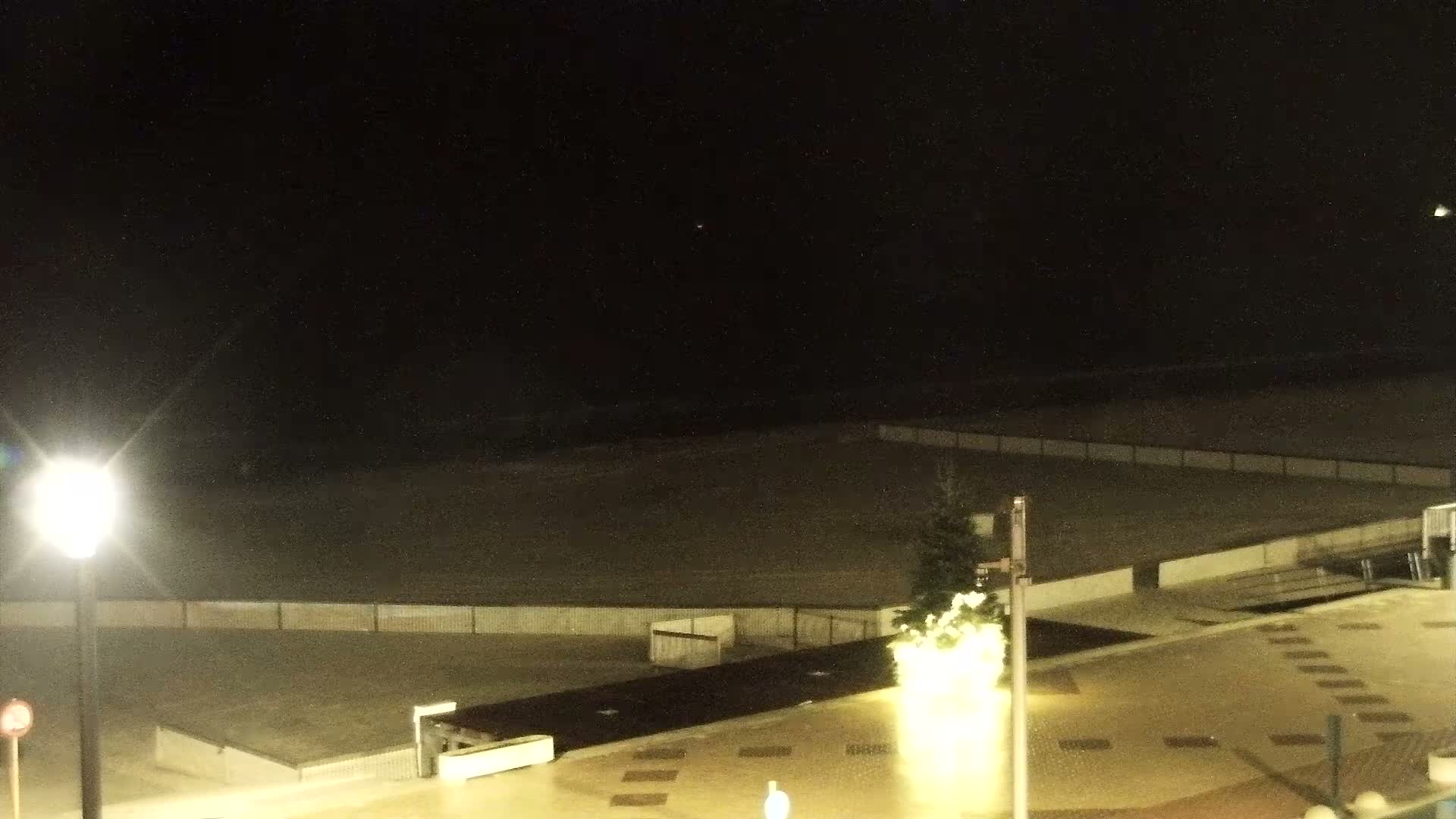Knokke-Heist, Knokke Strand Beach Live Cam - Bruges, West Flanders (Flandre-Occidentale), Flemish (Flamande), Belgium