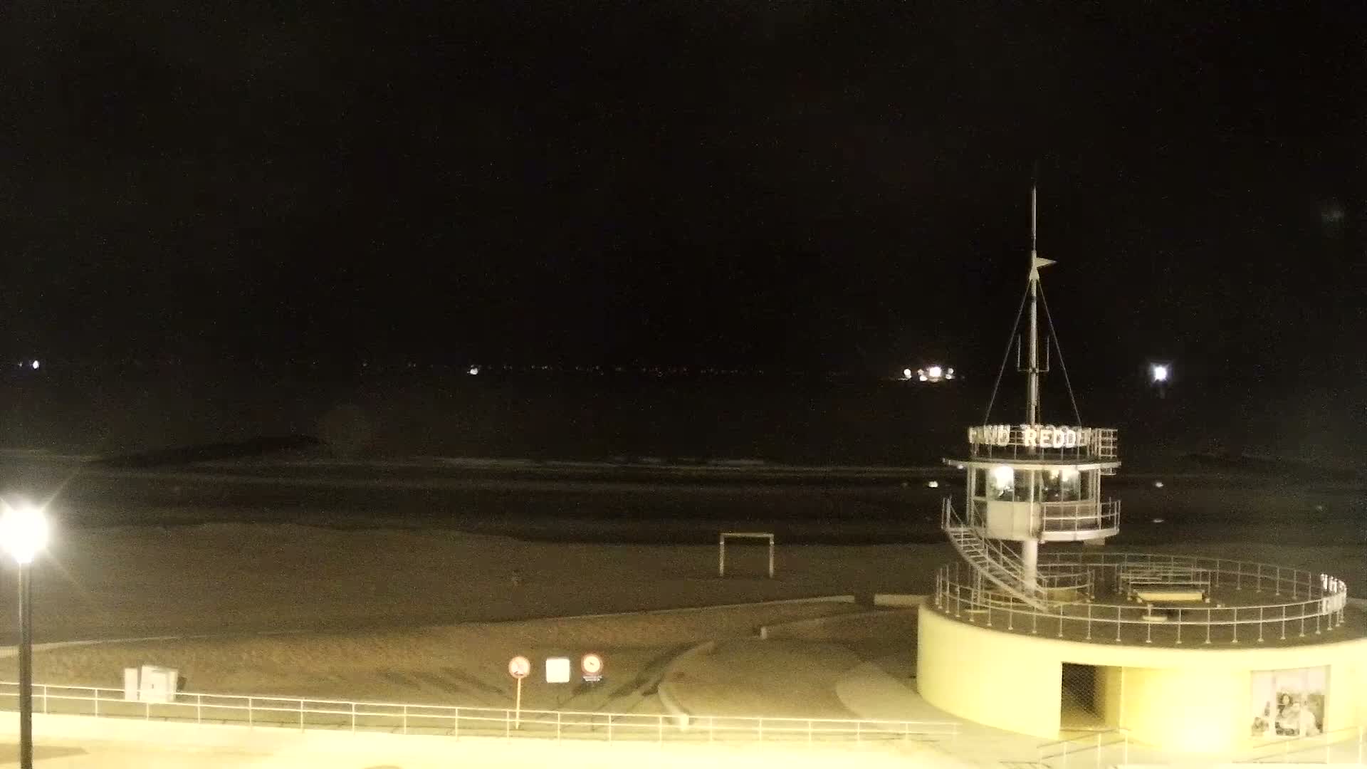 Knokke-Heist, Knokke Strand Beach Live Cam - Bruges, West Flanders (Flandre-Occidentale), Flemish (Flamande), Belgium