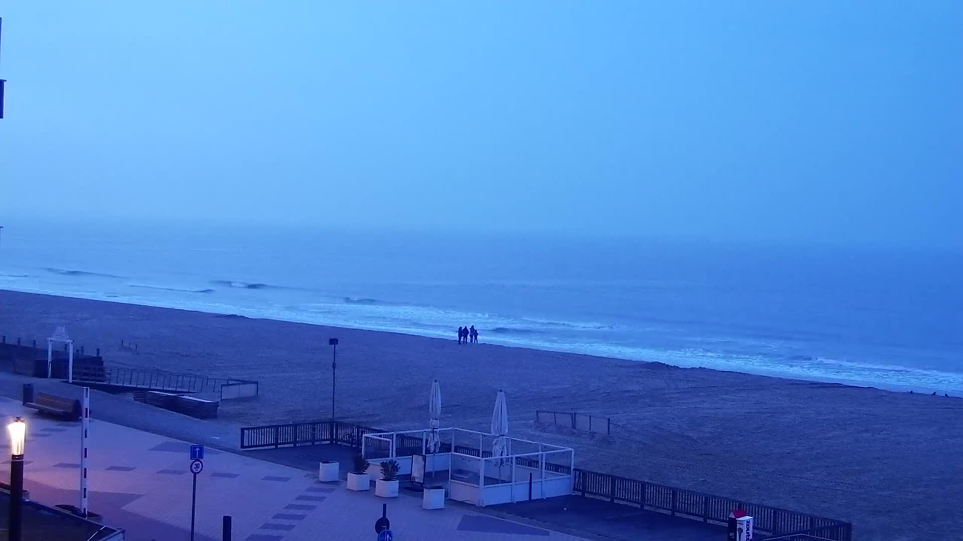 Knokke-Heist, Knokke Strand Beach Live Cam - Bruges, West Flanders (Flandre-Occidentale), Flemish (Flamande), Belgium