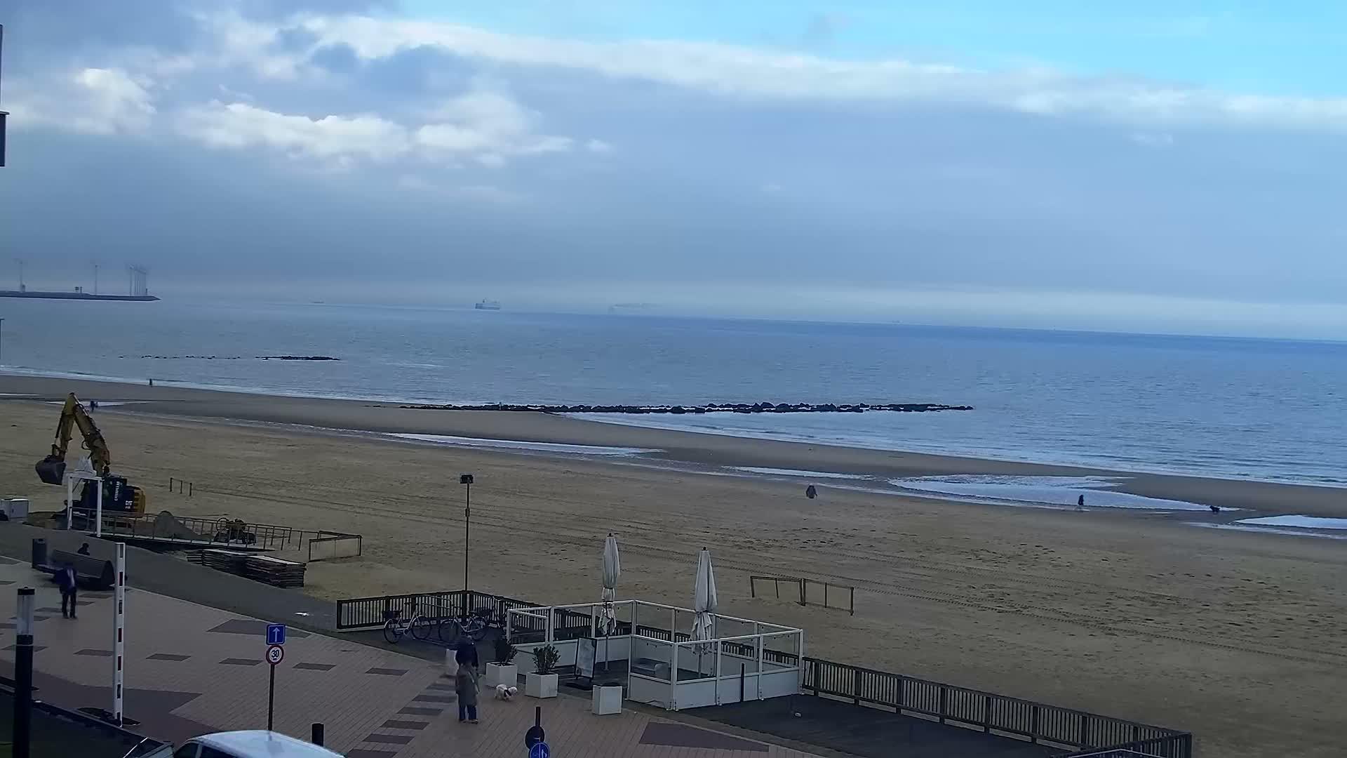 Knokke-Heist, Knokke Strand Beach Live Cam - Bruges, West Flanders (Flandre-Occidentale), Flemish (Flamande), Belgium