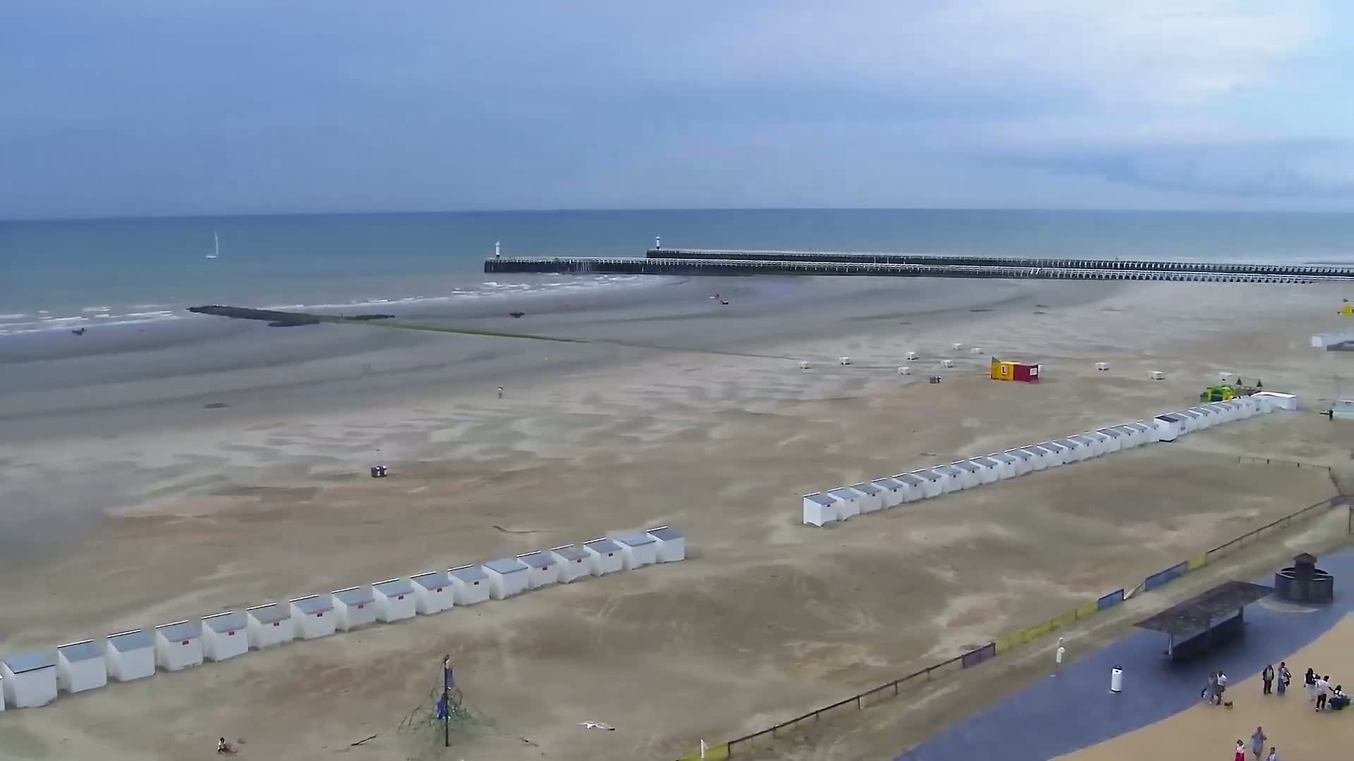 Nieuwpoort Comune & Plage Skyline Live Cam - Veurne (Furnes), West Flanders (Flandre-Occidentale), Flemish (Flamande), Belgium