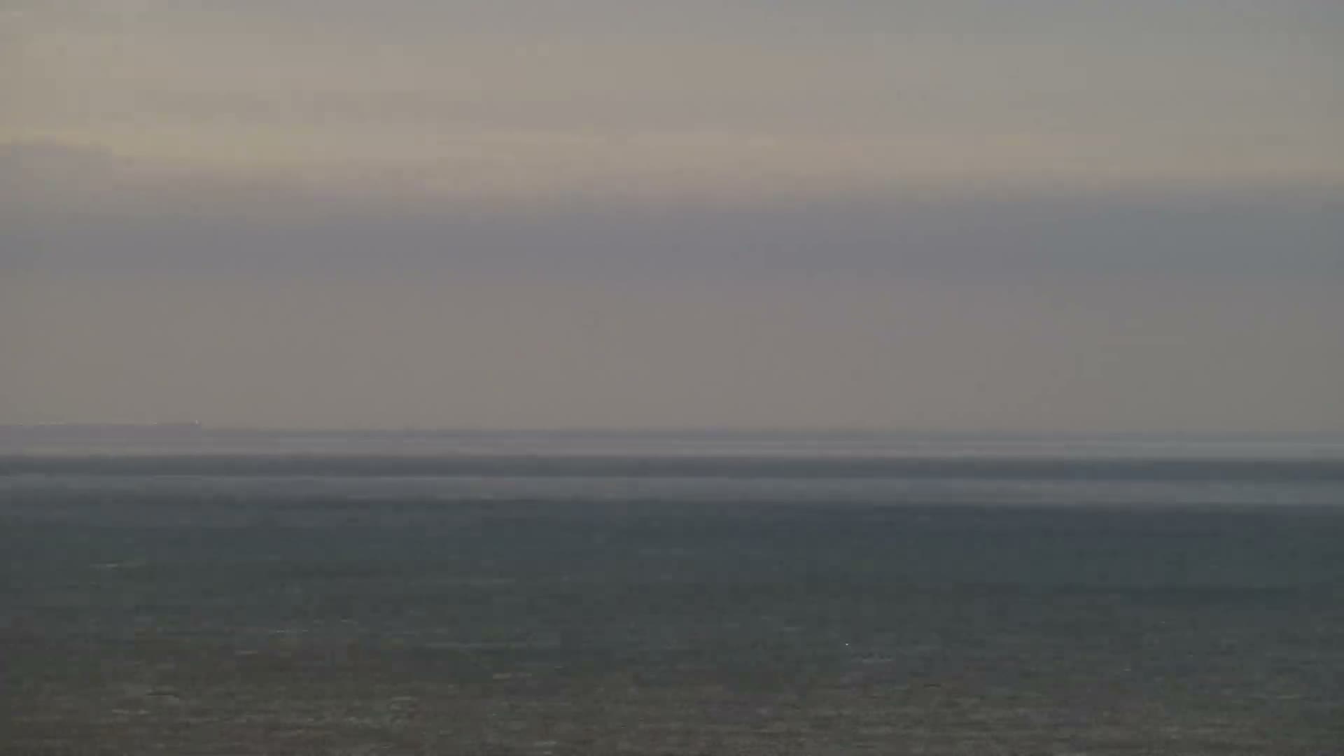 Nieuwpoort Comune & Plage Skyline Live Cam - Veurne (Furnes), West Flanders (Flandre-Occidentale), Flemish (Flamande), Belgium