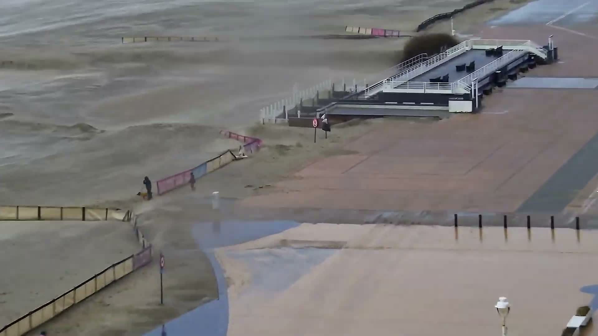 Nieuwpoort Comune & Plage Skyline Live Cam - Veurne (Furnes), West Flanders (Flandre-Occidentale), Flemish (Flamande), Belgium