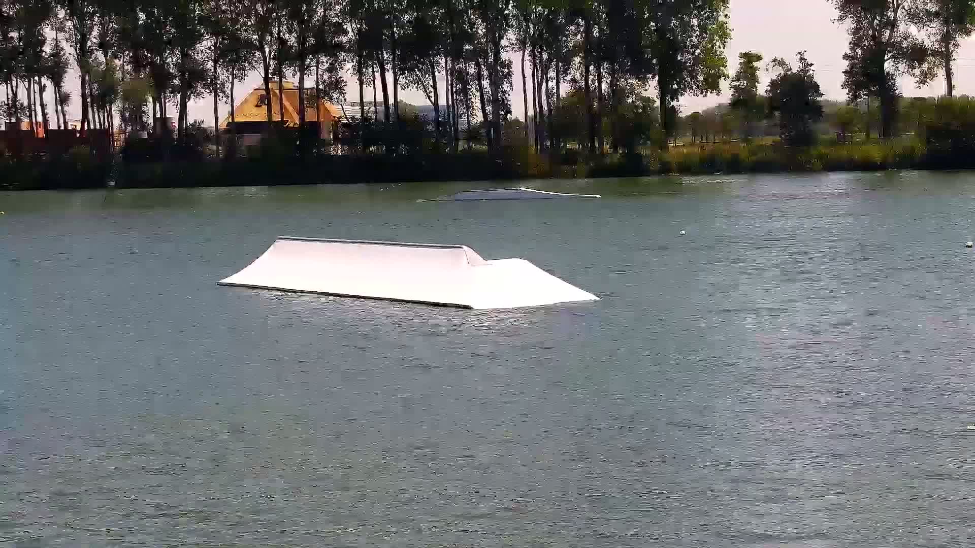 Knokke-Heist, Put van de Cloedet Sport Lake (De Cloedet Pond) Live Cam - Bruges, West Flanders (Flandre-Occidentale), Flemish (Flamande), Belgium