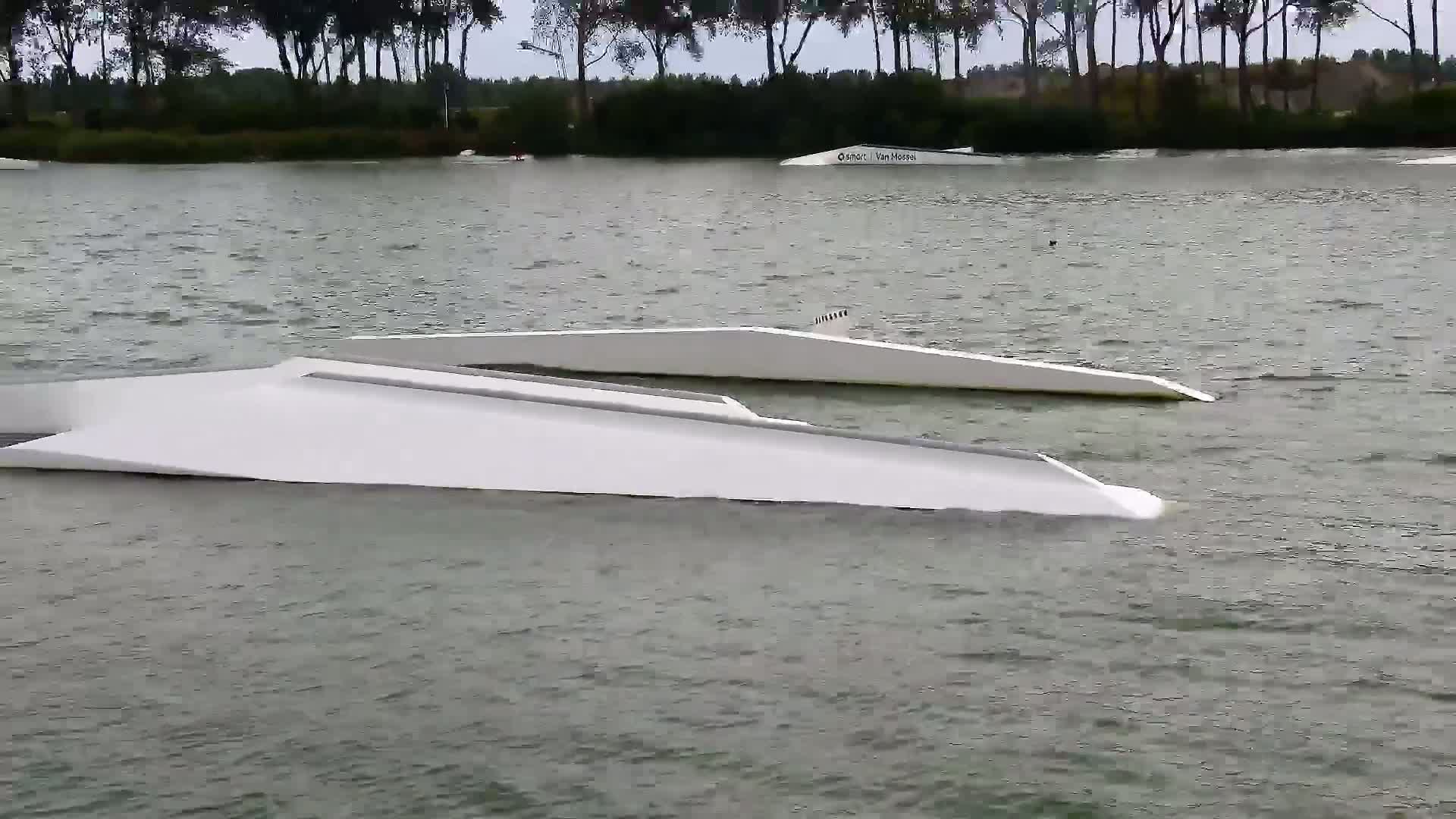 Knokke-Heist, Put van de Cloedet Sport Lake (De Cloedet Pond) Live Cam - Bruges, West Flanders (Flandre-Occidentale), Flemish (Flamande), Belgium