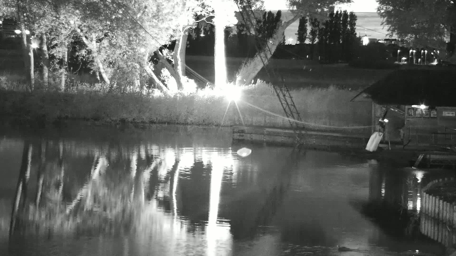 Knokke-Heist, Put van de Cloedet Sport Lake (De Cloedet Pond) Live Cam - Bruges, West Flanders (Flandre-Occidentale), Flemish (Flamande), Belgium