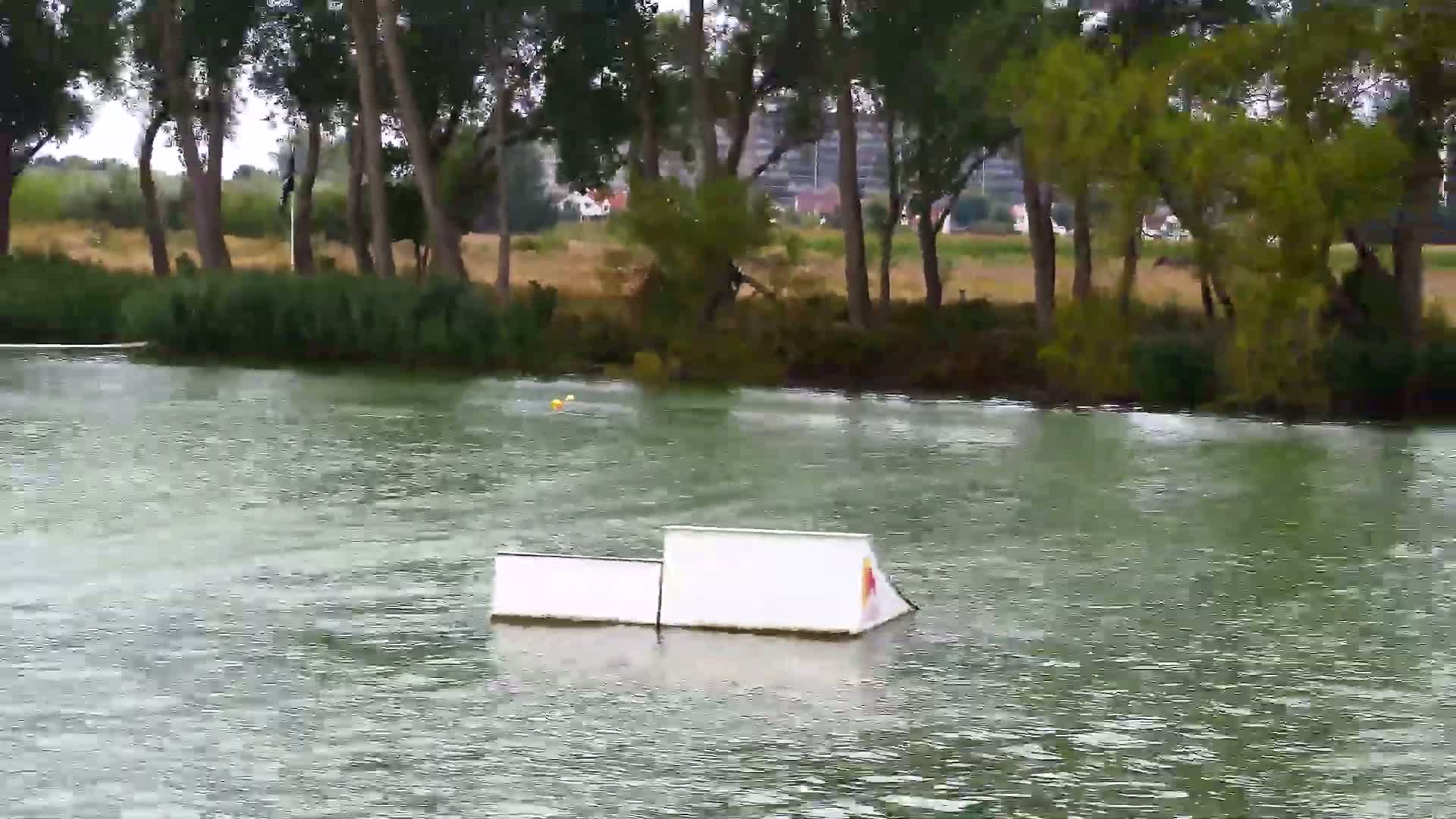 Knokke-Heist, Put van de Cloedet Sport Lake (De Cloedet Pond) Live Cam - Bruges, West Flanders (Flandre-Occidentale), Flemish (Flamande), Belgium