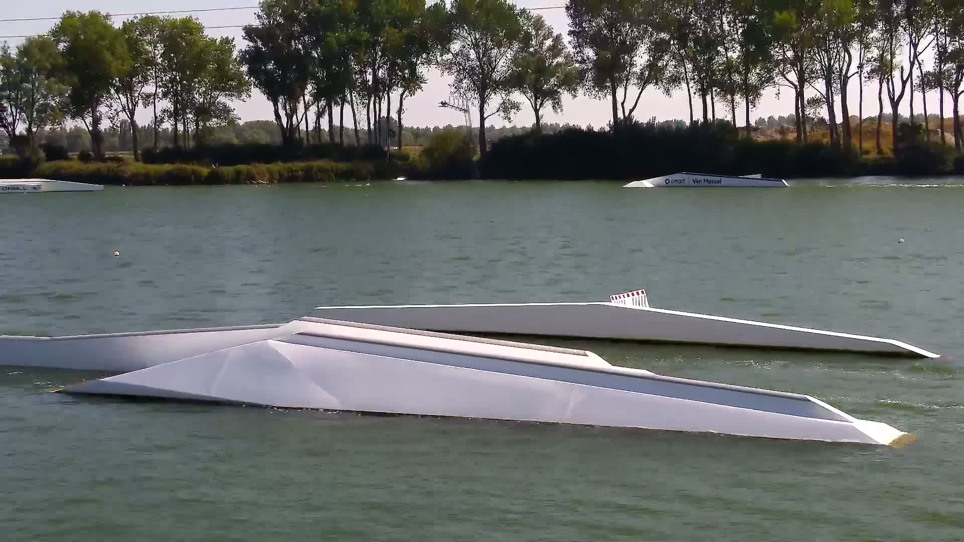 Knokke-Heist, Put van de Cloedet Sport Lake (De Cloedet Pond) Live Cam - Bruges, West Flanders (Flandre-Occidentale), Flemish (Flamande), Belgium