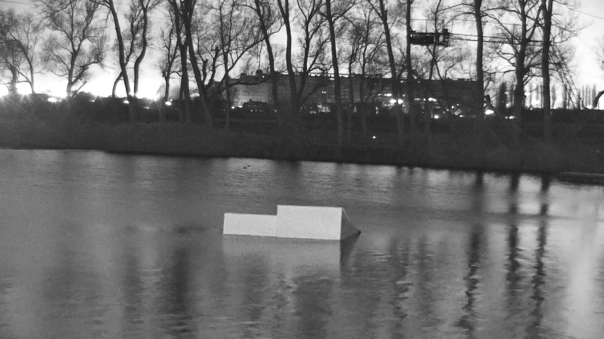 Knokke-Heist, Put van de Cloedet Sport Lake (De Cloedet Pond) Live Cam - Bruges, West Flanders (Flandre-Occidentale), Flemish (Flamande), Belgium