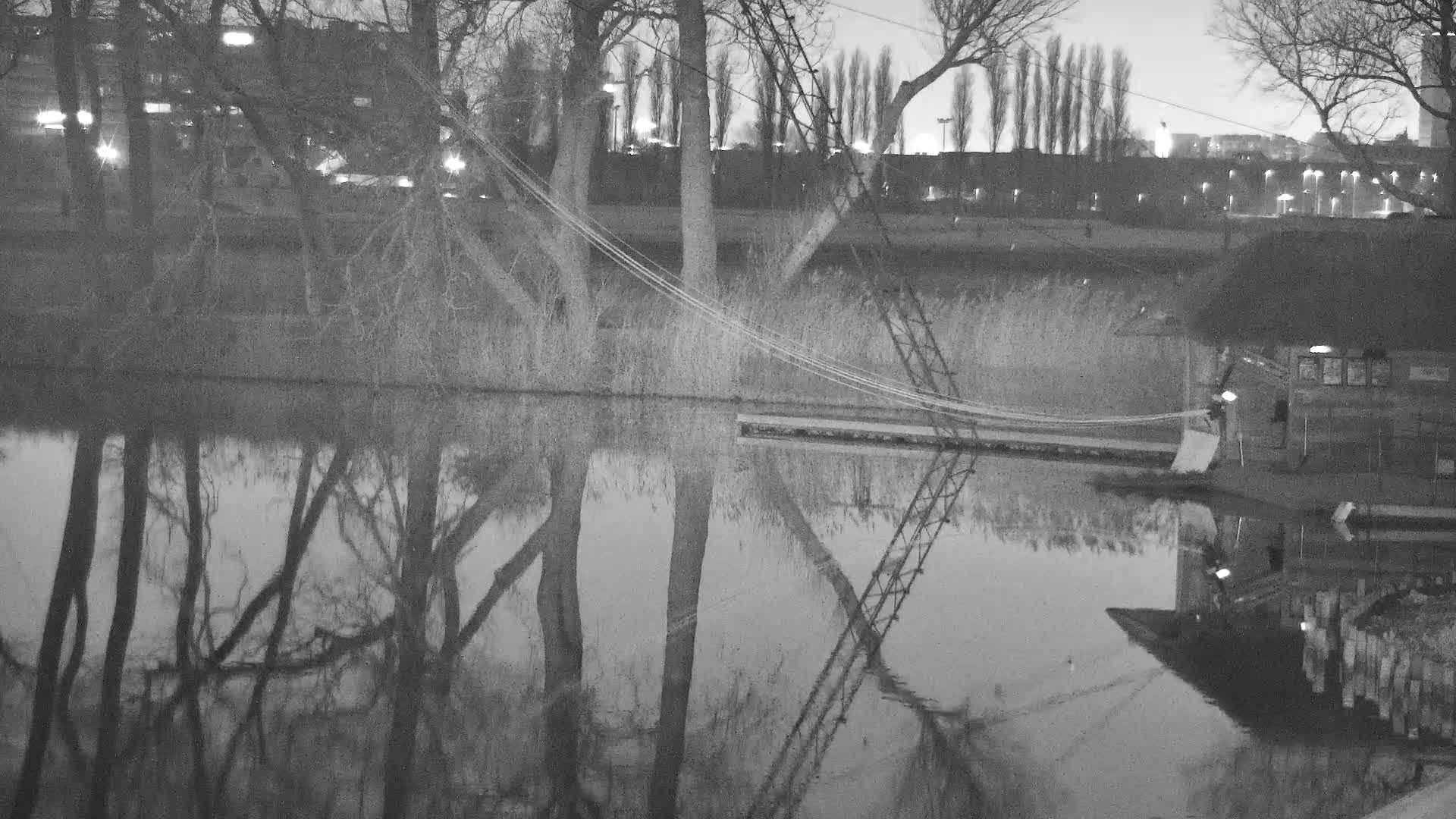 Knokke-Heist, Put van de Cloedet Sport Lake (De Cloedet Pond) Live Cam - Bruges, West Flanders (Flandre-Occidentale), Flemish (Flamande), Belgium