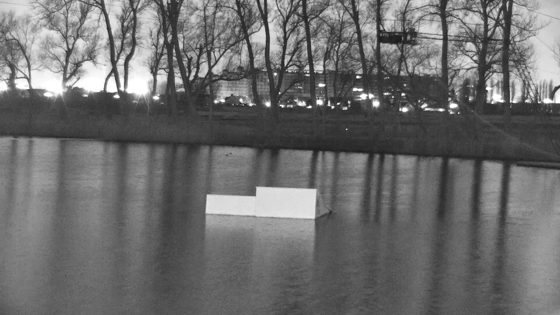 Knokke-Heist, Put van de Cloedet Sport Lake (De Cloedet Pond) Live Cam - Bruges, West Flanders (Flandre-Occidentale), Flemish (Flamande), Belgium