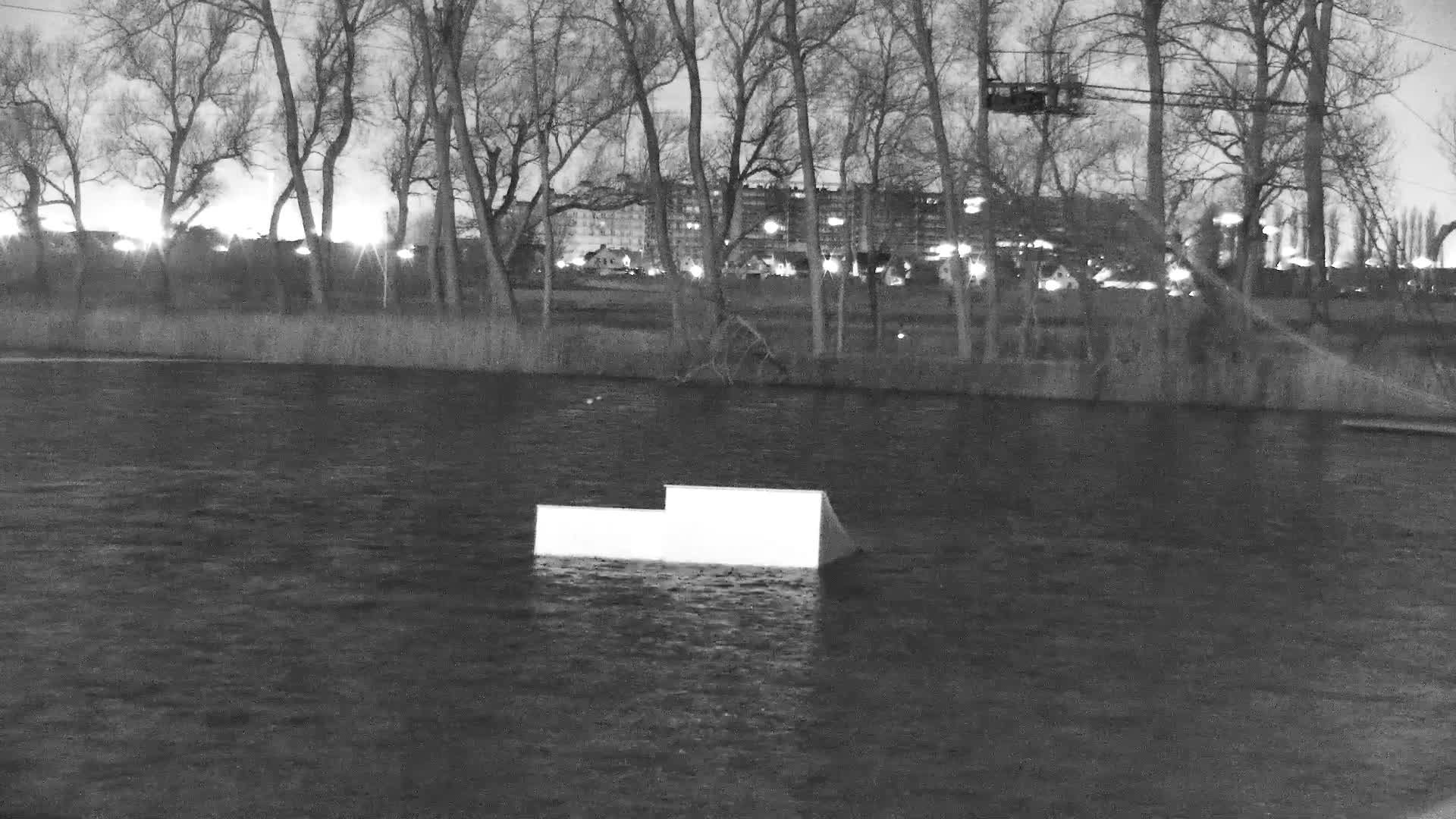 Knokke-Heist, Put van de Cloedet Sport Lake (De Cloedet Pond) Live Cam - Bruges, West Flanders (Flandre-Occidentale), Flemish (Flamande), Belgium