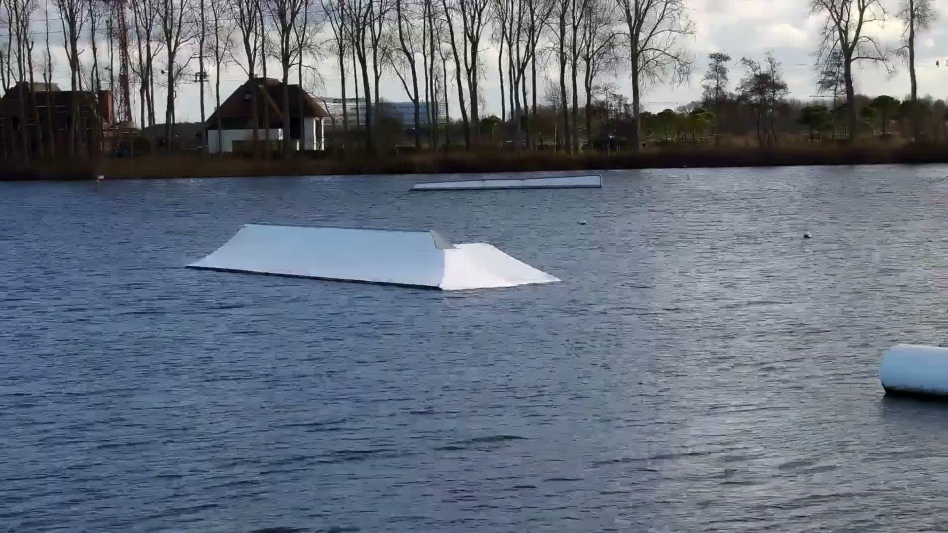 Knokke-Heist, Put van de Cloedet Sport Lake (De Cloedet Pond) Live Cam - Bruges, West Flanders (Flandre-Occidentale), Flemish (Flamande), Belgium